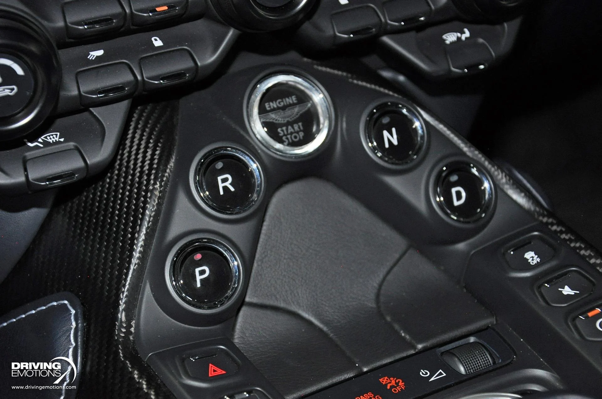 mph099_2990580884_880_p100_l_2fb7629d04