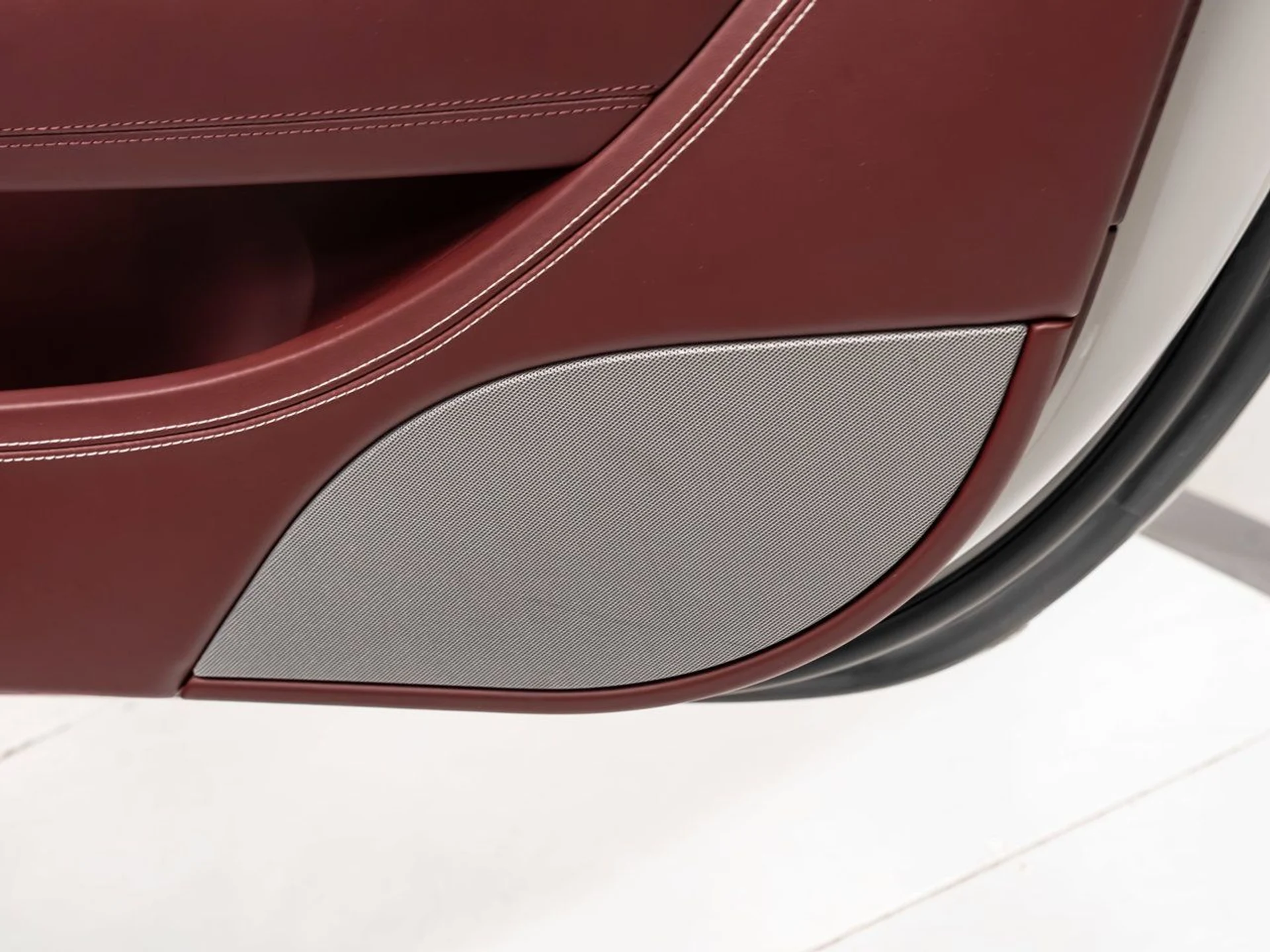 mph099_3033220995_bentley_continental_2020_93ac9e0dec