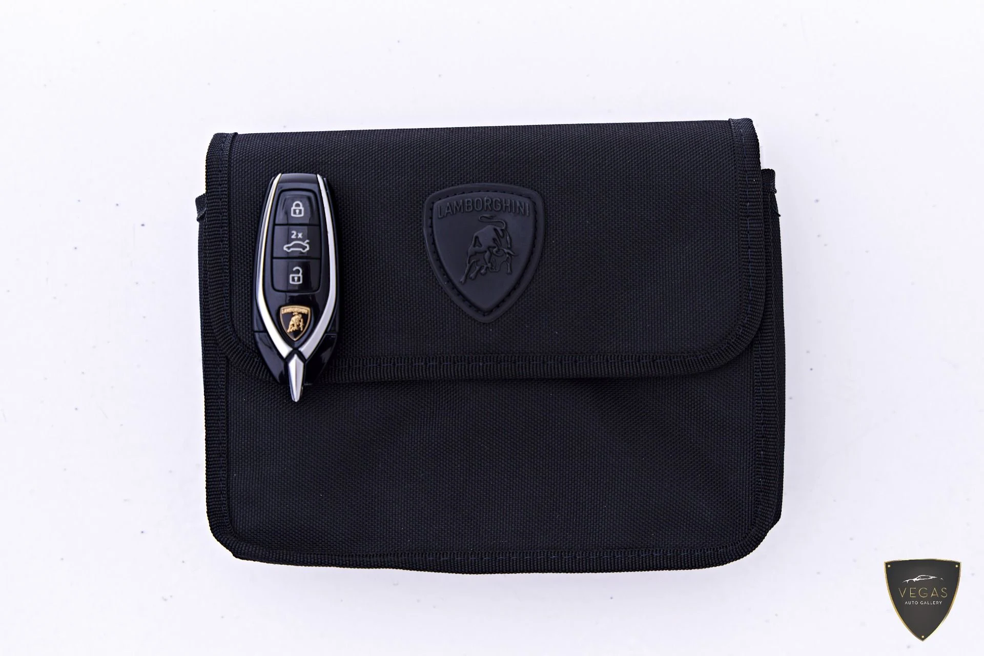 mph099_3061031611_Used_2026_Lamborghini_Urus_SE_1783419803_a8bc14354b