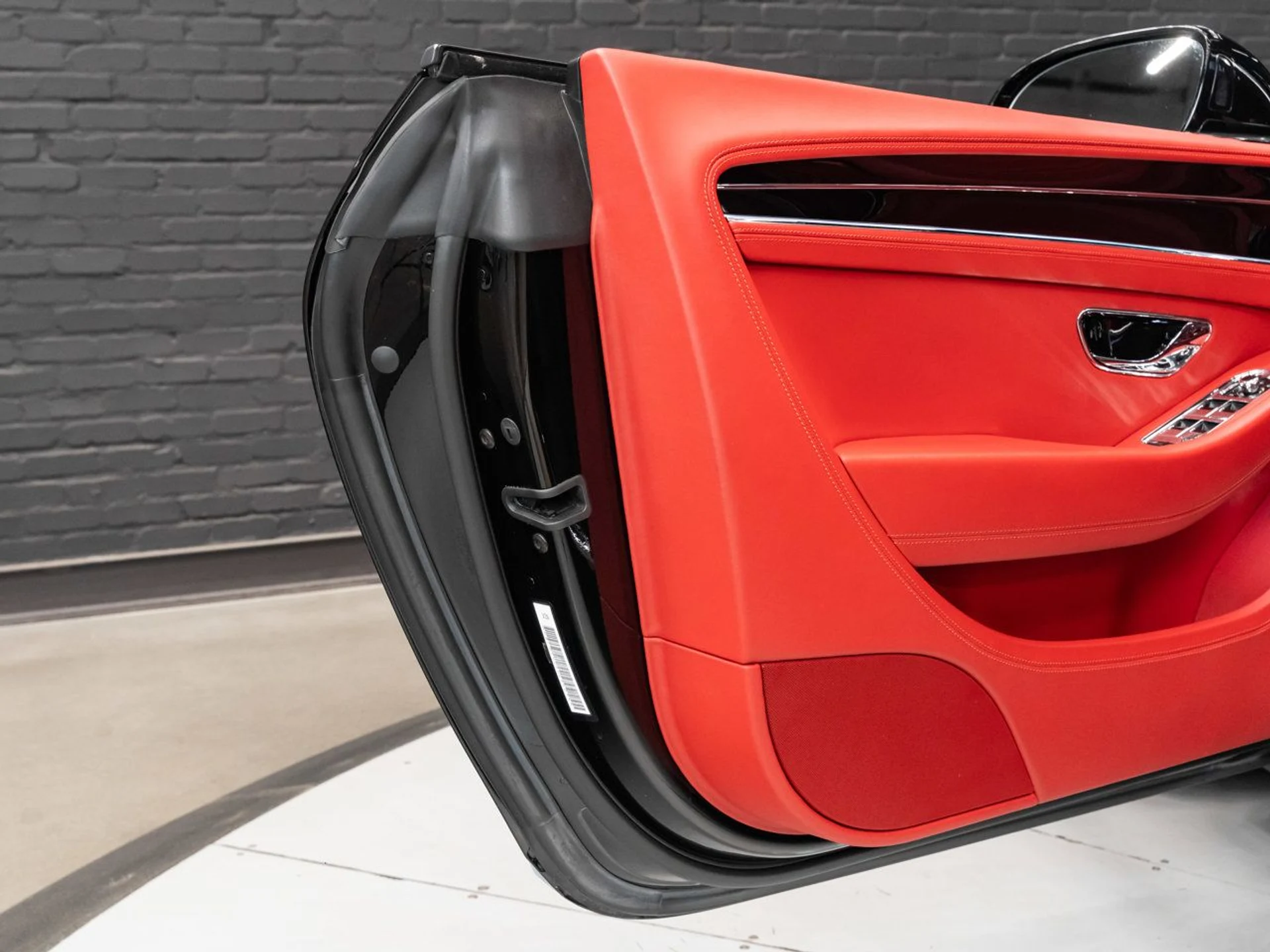 mph099_3545138101_bentley_continental_2020_d73804c8be