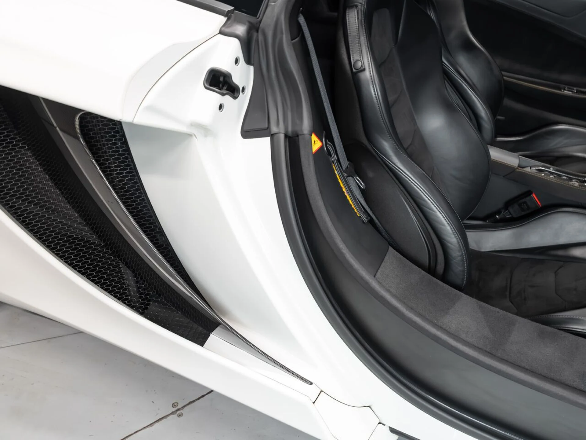 mph099_3829099610_mclaren_mp4_12c_2012_f0d609c92f