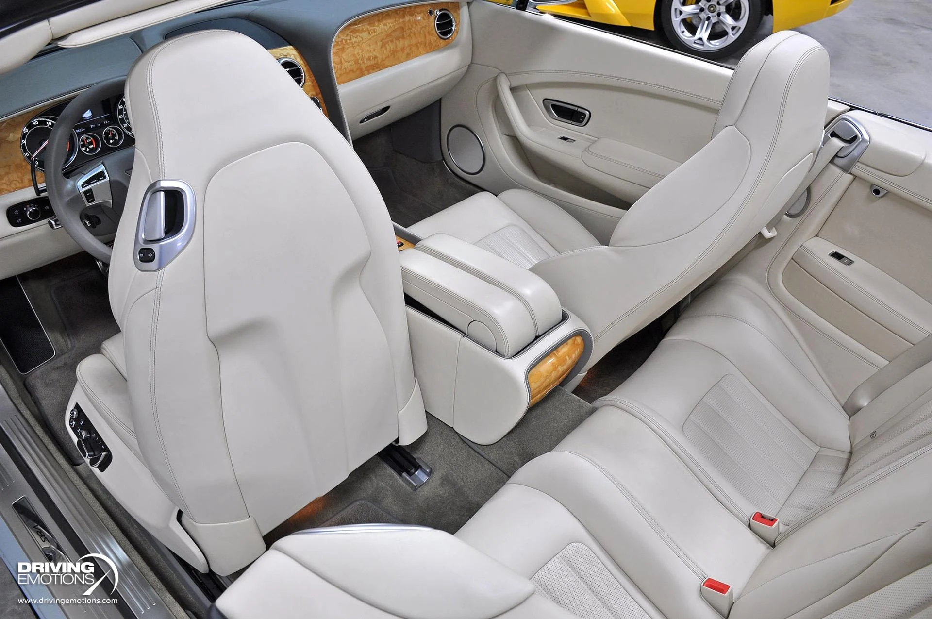 mph099_4132421463_886_p100_l_a15db7d451