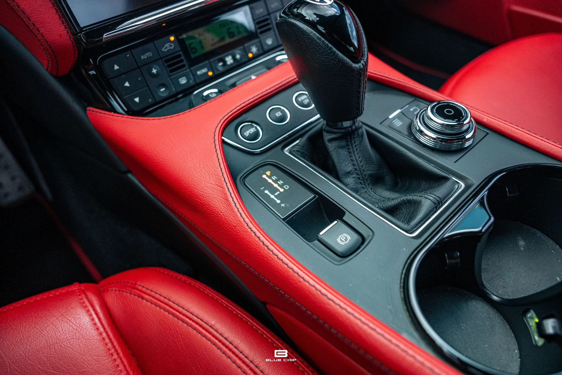 mph099_4213481491_6a6d225a3b2f785878c8b39d_23801_202018_20_Maserati_20_Granturismo_20_Sport_100_3d41a743a9