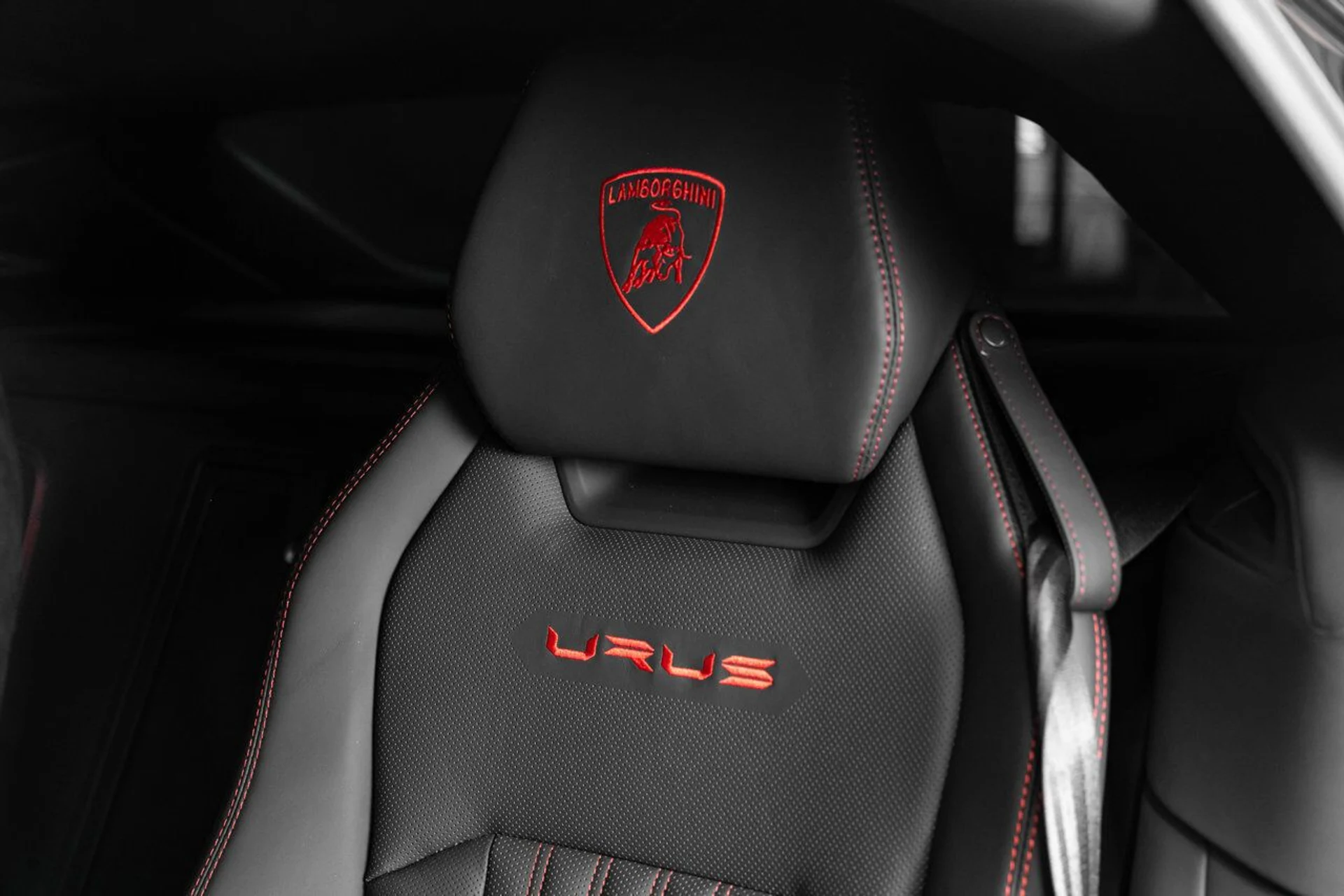 mph099_809463272_lamborghini_urus_2023_a85e4acd85