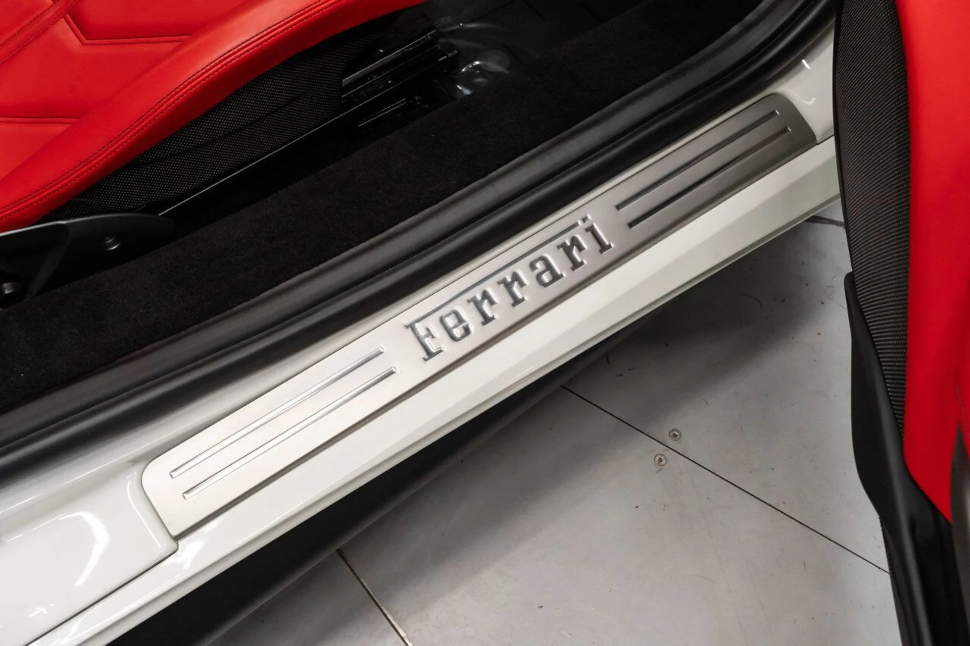 mph100_1535973013_ferrari_488_gtb_2018_377f071dbf