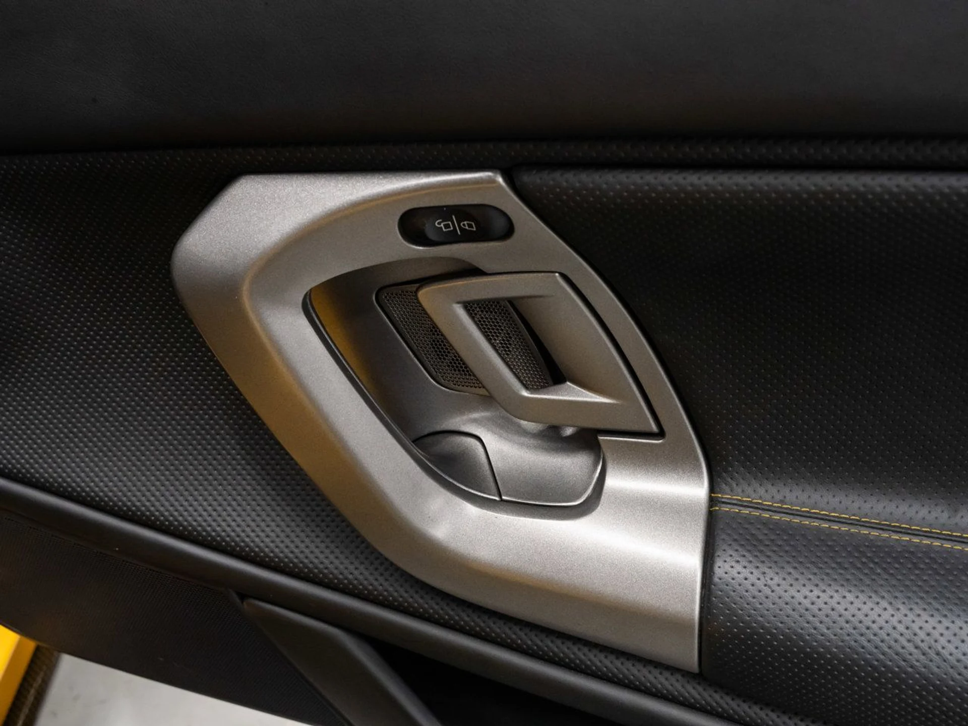 mph100_2293121532_lamborghini_gallardo_2006_39725065a4