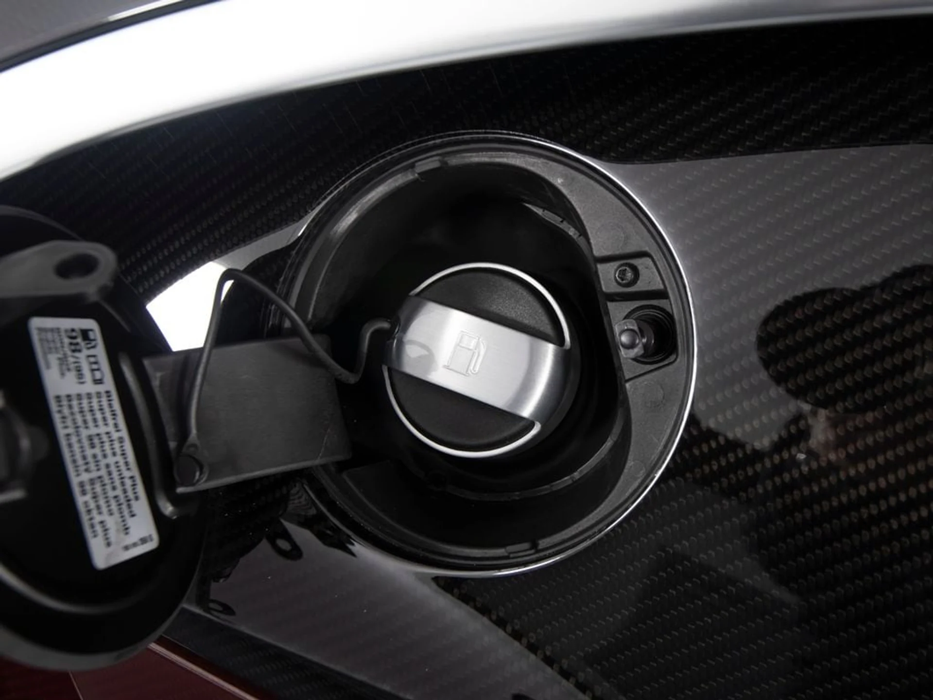 mph100_2375546803_5206edbabe924b415e0806a101868226x_72e43d2044