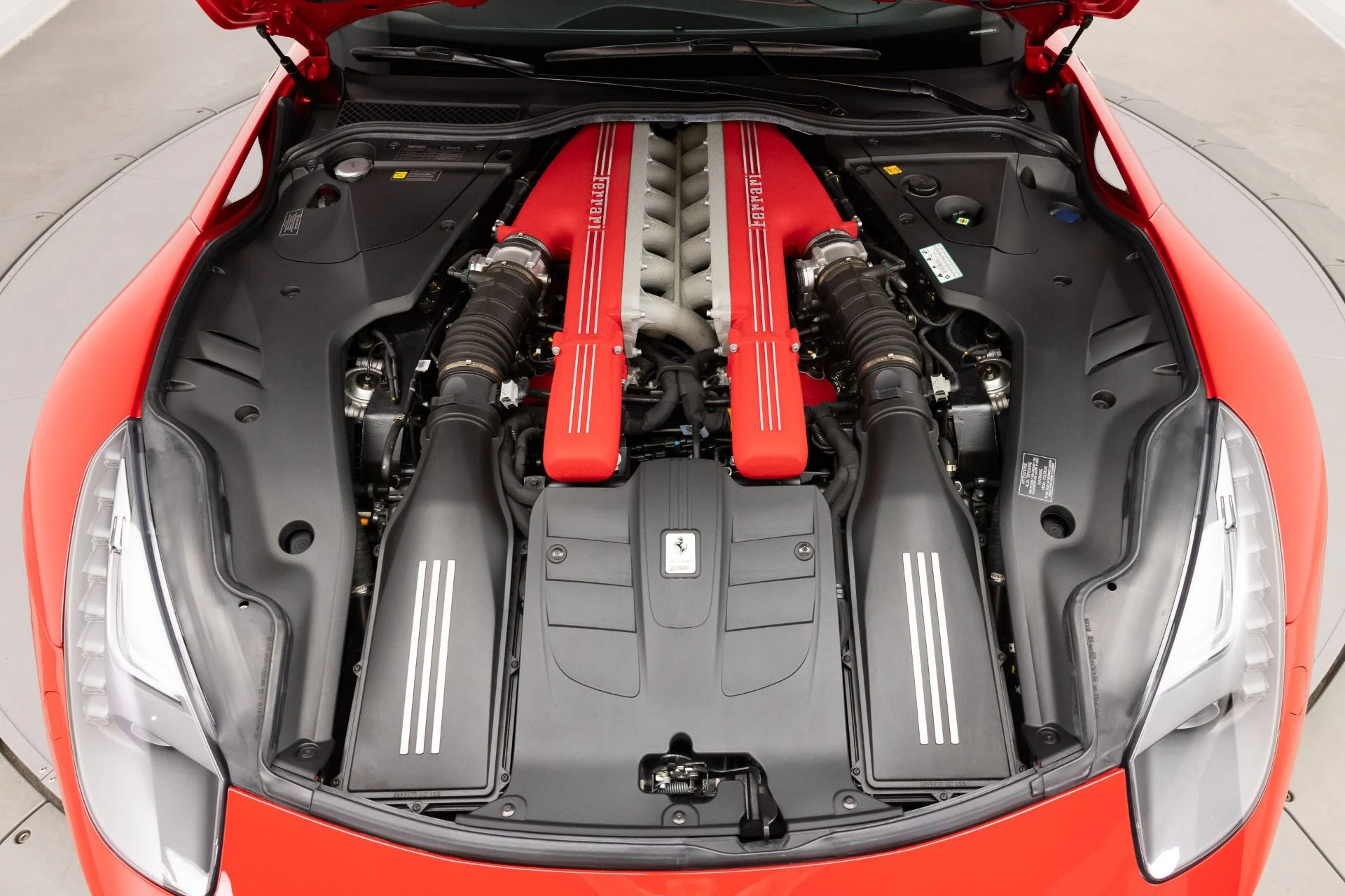 mph100_2403045369_Used_2017_Ferrari_F12berlinetta_1787065033_ae789c0042