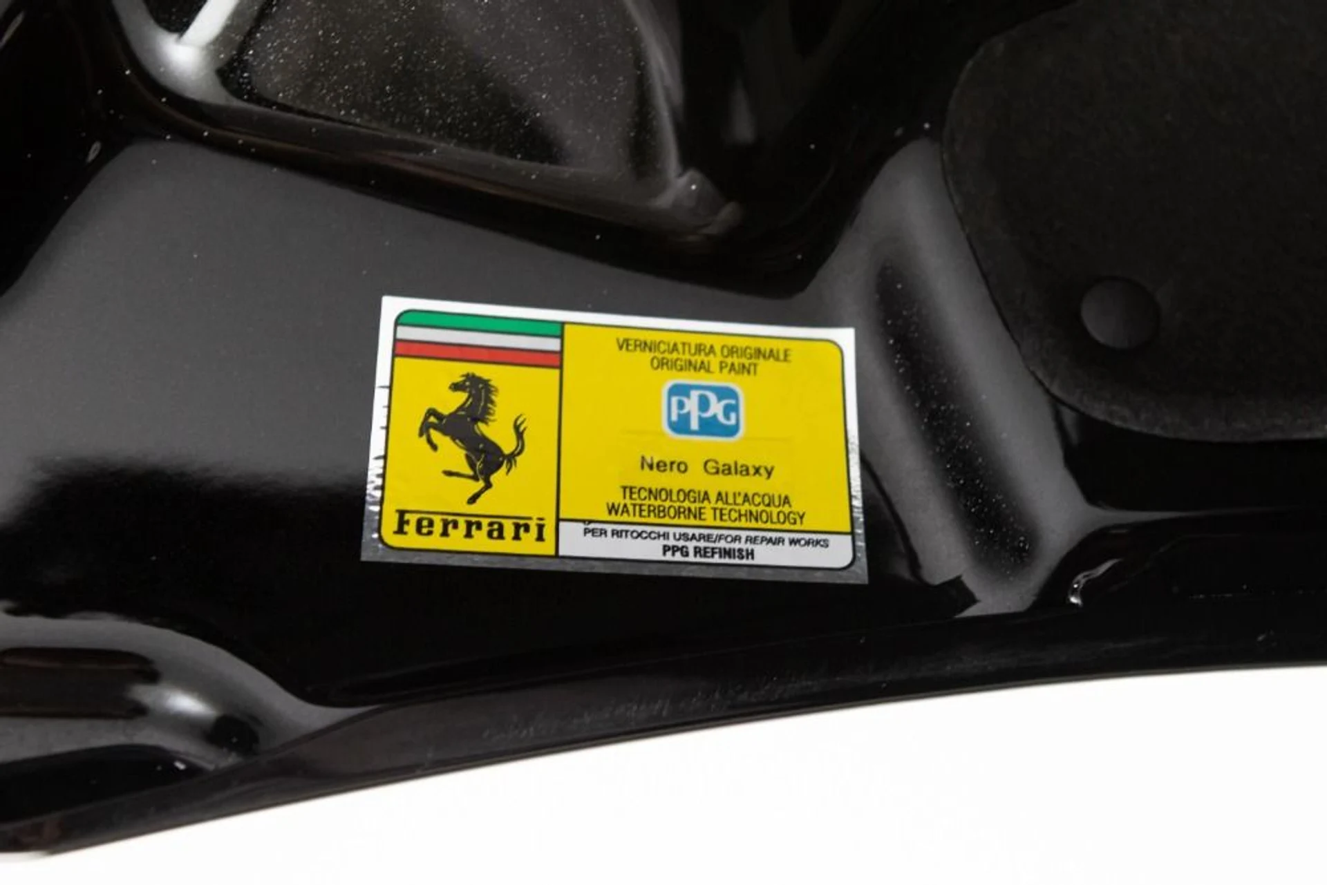 mph100_2470075306_Used_2025_Ferrari_Purosangue_1766002020_812e63a1bc