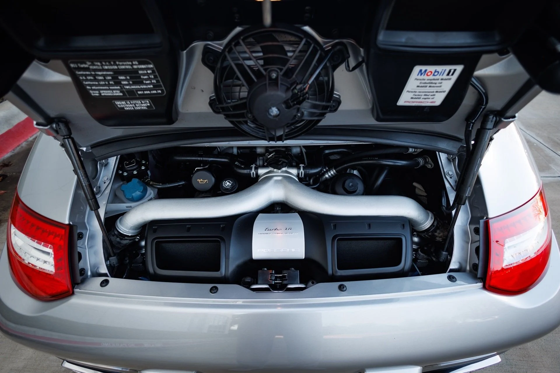 mph100_2896718318_d0d1058116eae3c0b2aa4d504b1cabcax_2c8aa2fe94