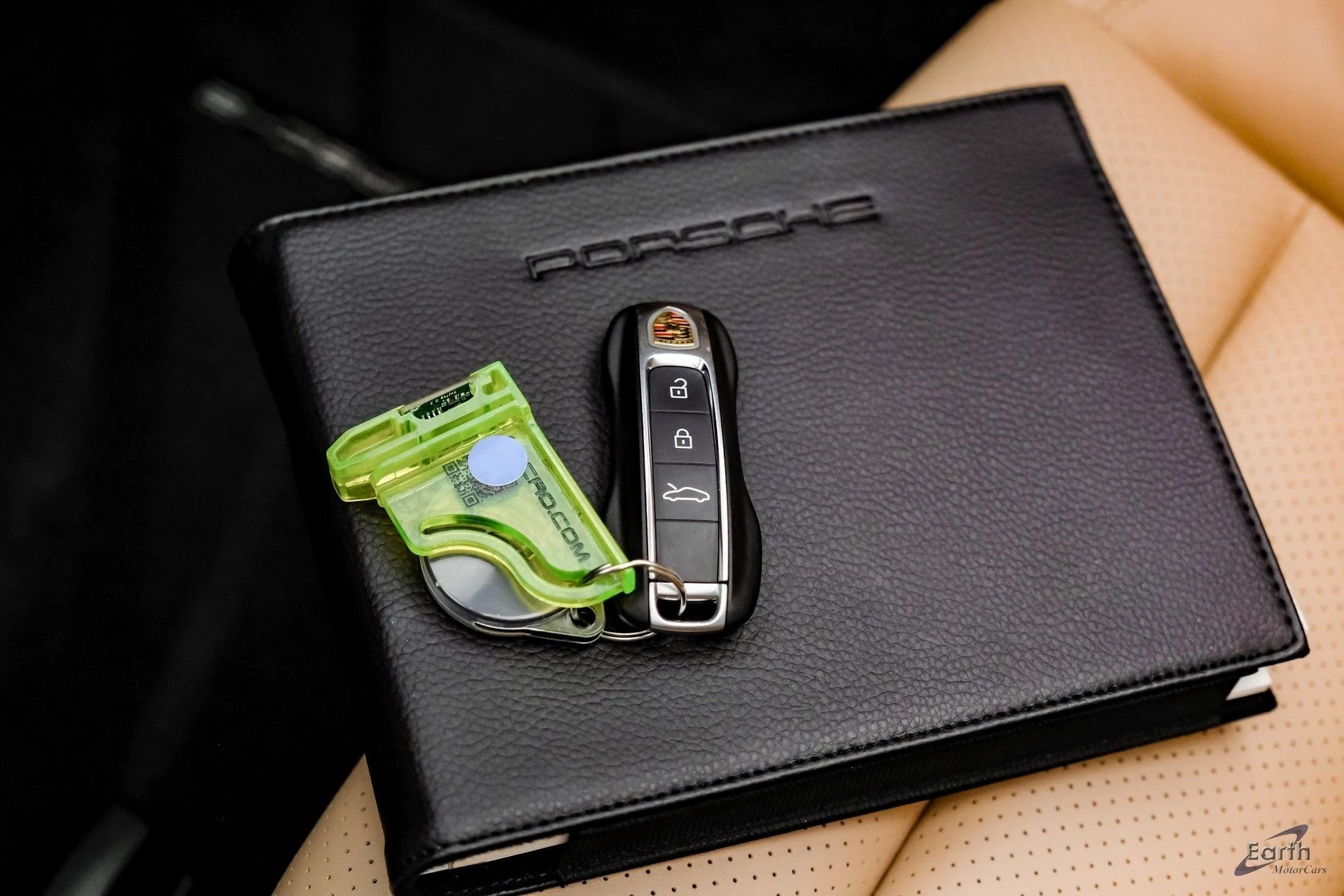 mph100_3022998065_eba350439f09ff47dd9e0eafb828d79ex_bbe1535275