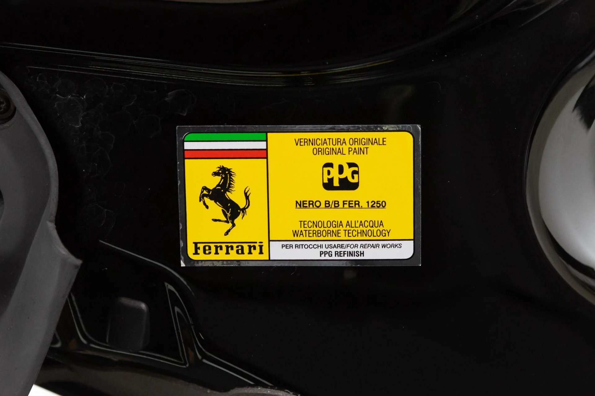 mph100_3346211416_Used_2017_Ferrari_488_Spider_1774969819_ce0be58cd8