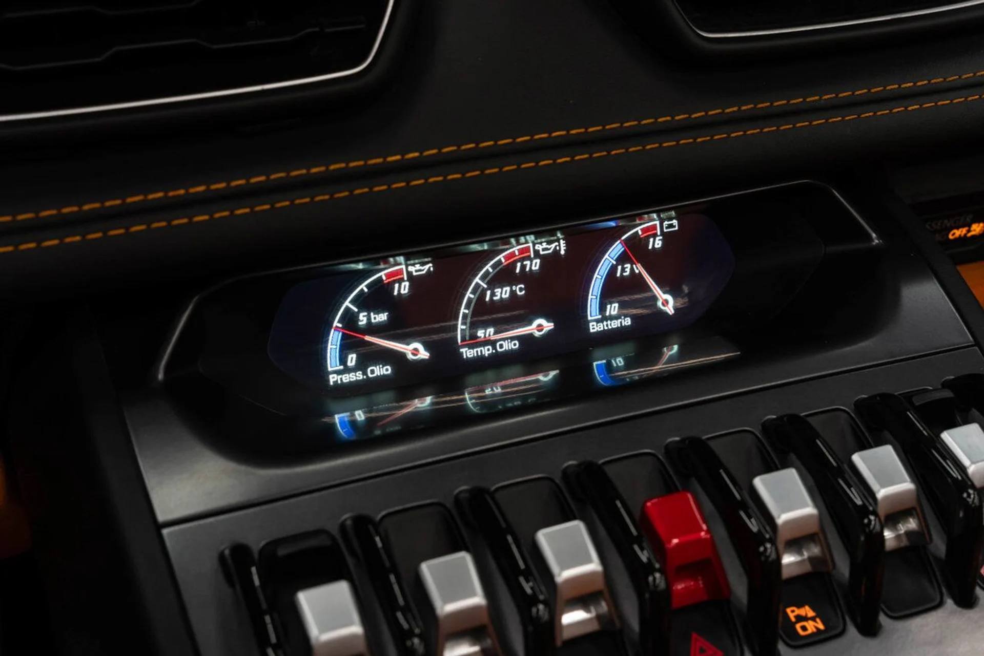 mph100_3416177383_lamborghini_huracan_2016_c3c416fc8d