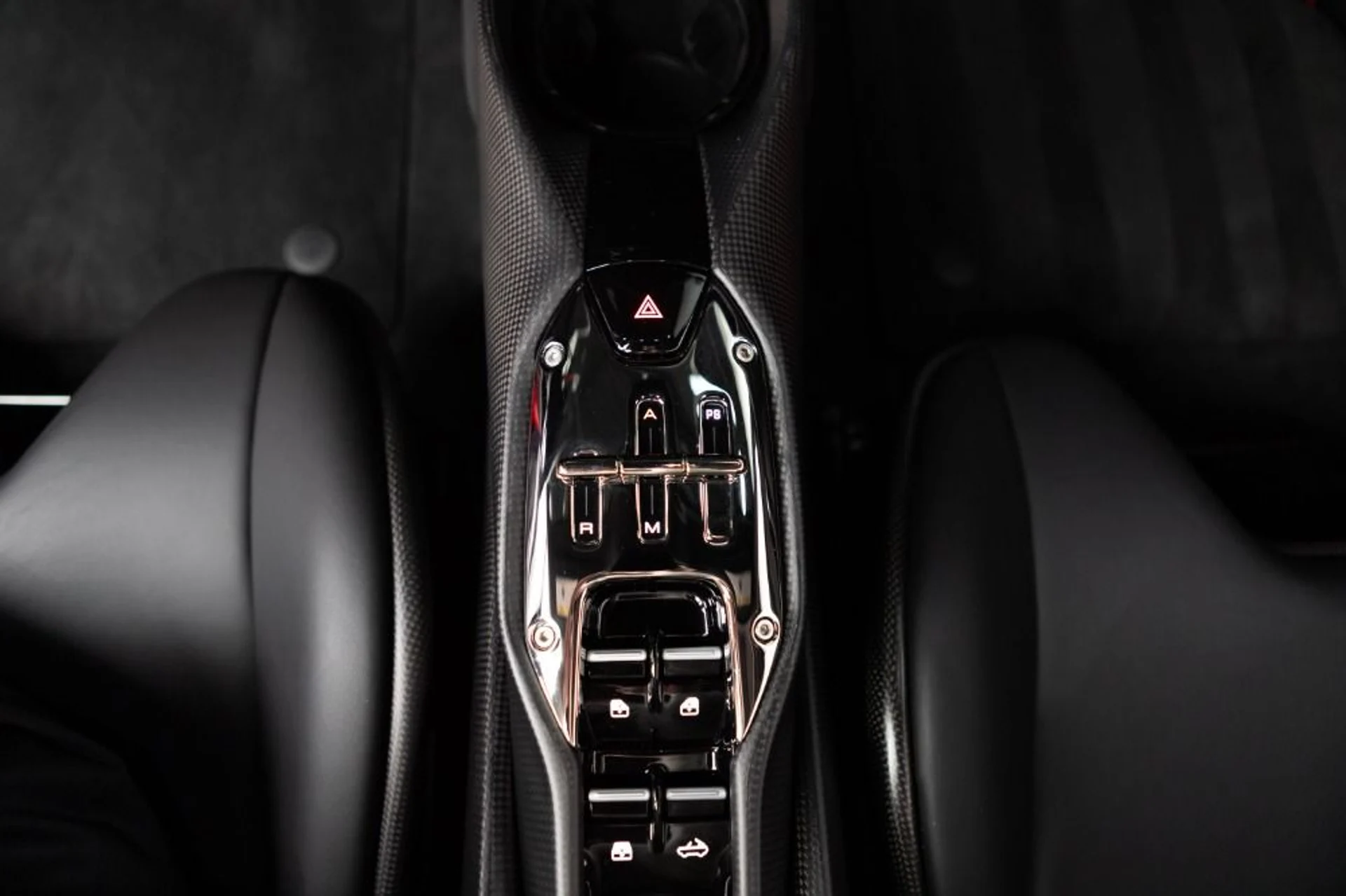 mph100_3801549562_Used_2022_Ferrari_SF_90_Spider_04d70505e4