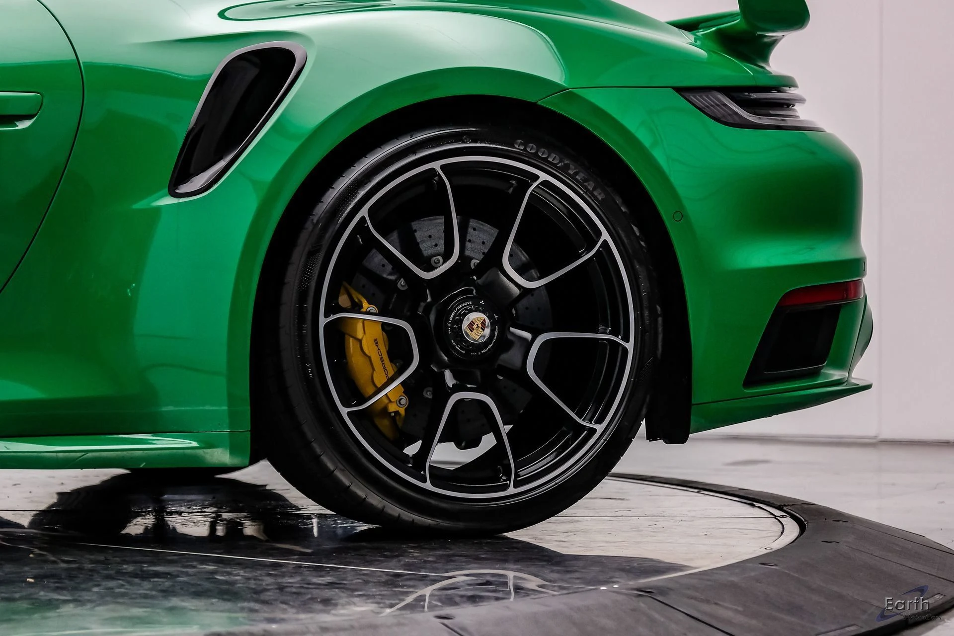 mph100_505129674_f12f356b09af9fa52239918307e64859x_df078ee46c