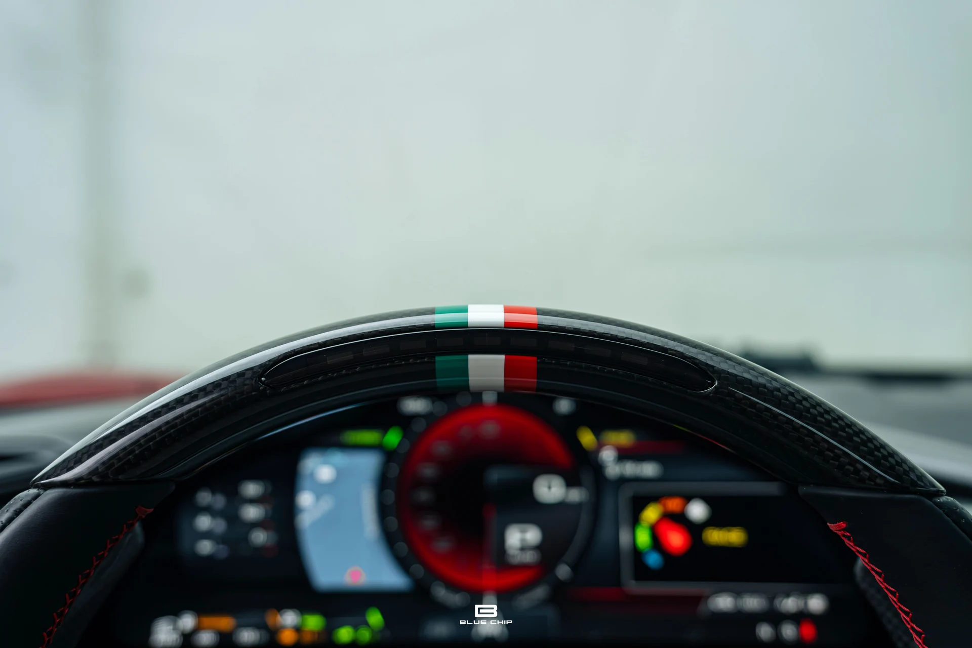 mph100_64951401_6a6a858fb03fc8744fa0b5bf_23796_202025_20_Ferrari_20_SF_90_20_Spider_20_Roso_20_Magma_101_87e4af3a55