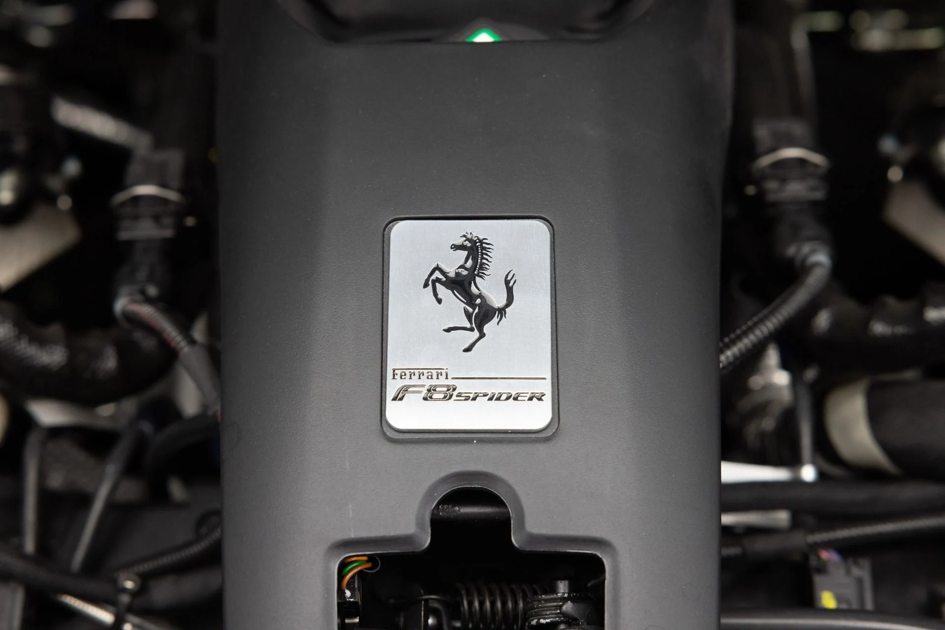 mph100_844715729_Used_2022_Ferrari_F8_Spider_1789581635_c4c2a3e6a7