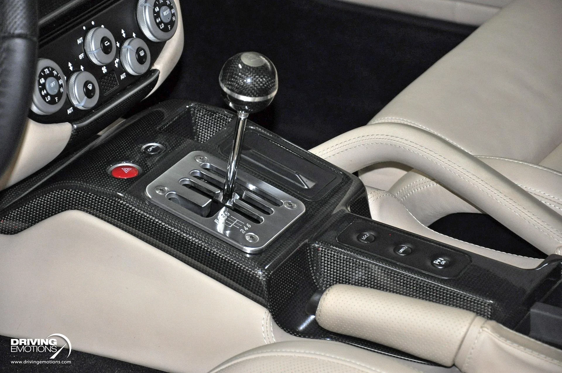 mph100_864841112_867_p101_l_16ceca848e