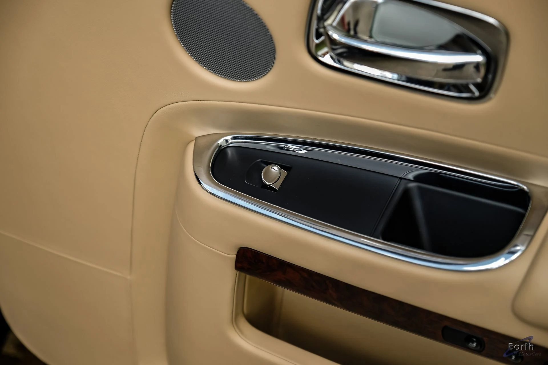 mph101_1582426455_ed6340599b7baea0d30b35239945f147x_86f769c69b