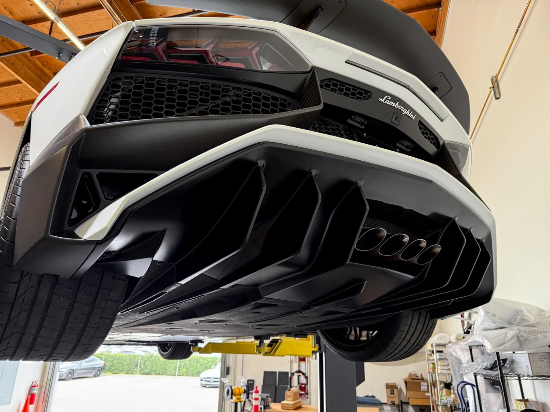 mph101_1602961837_Used_2016_Lamborghini_Aventador_LP_750_4_Superveloce_1779993123_3f6bdb87e2