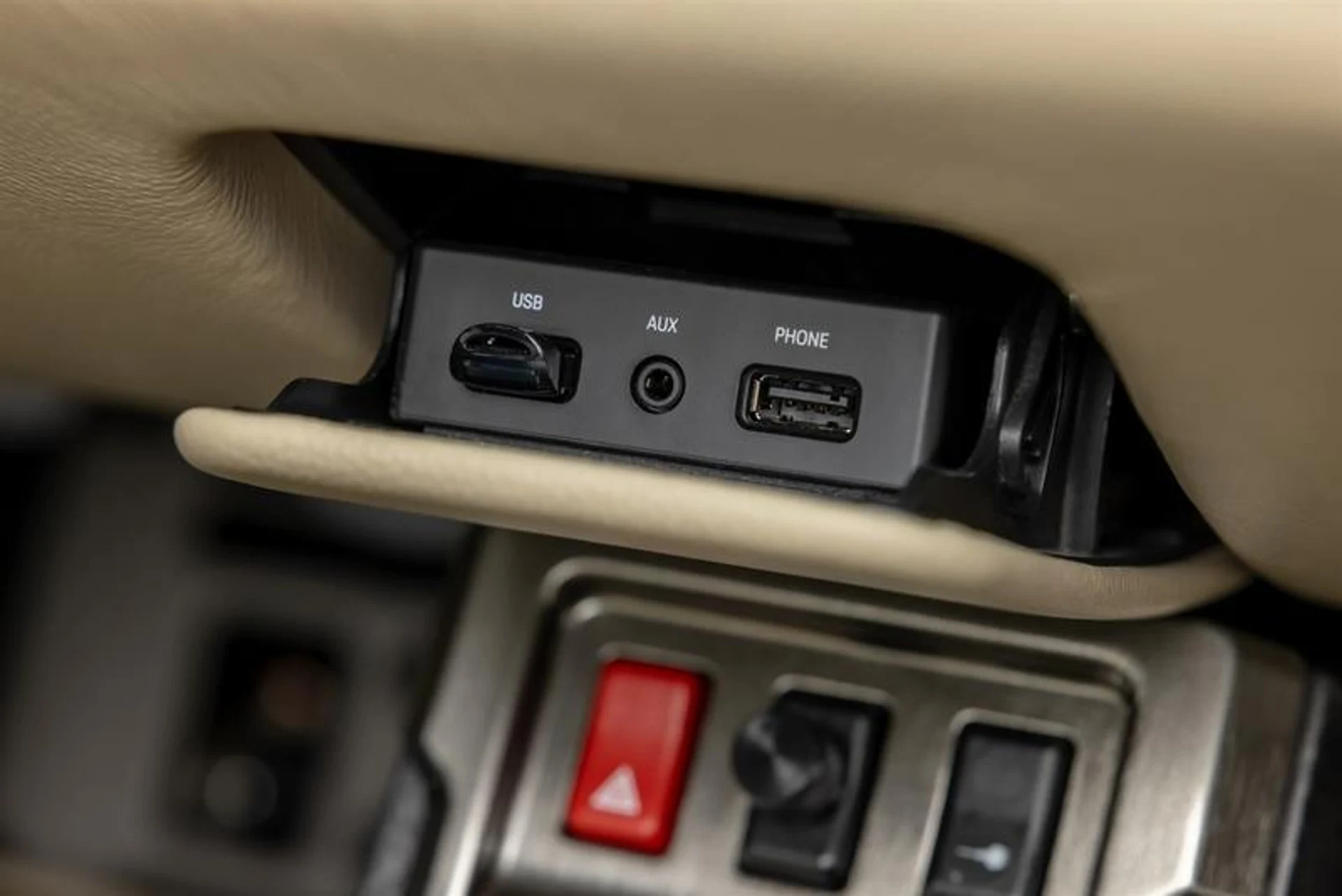 mph101_162181790_D0523468_5_BFF_41_E3_B53_B_40789_ABF_5740_f198611761