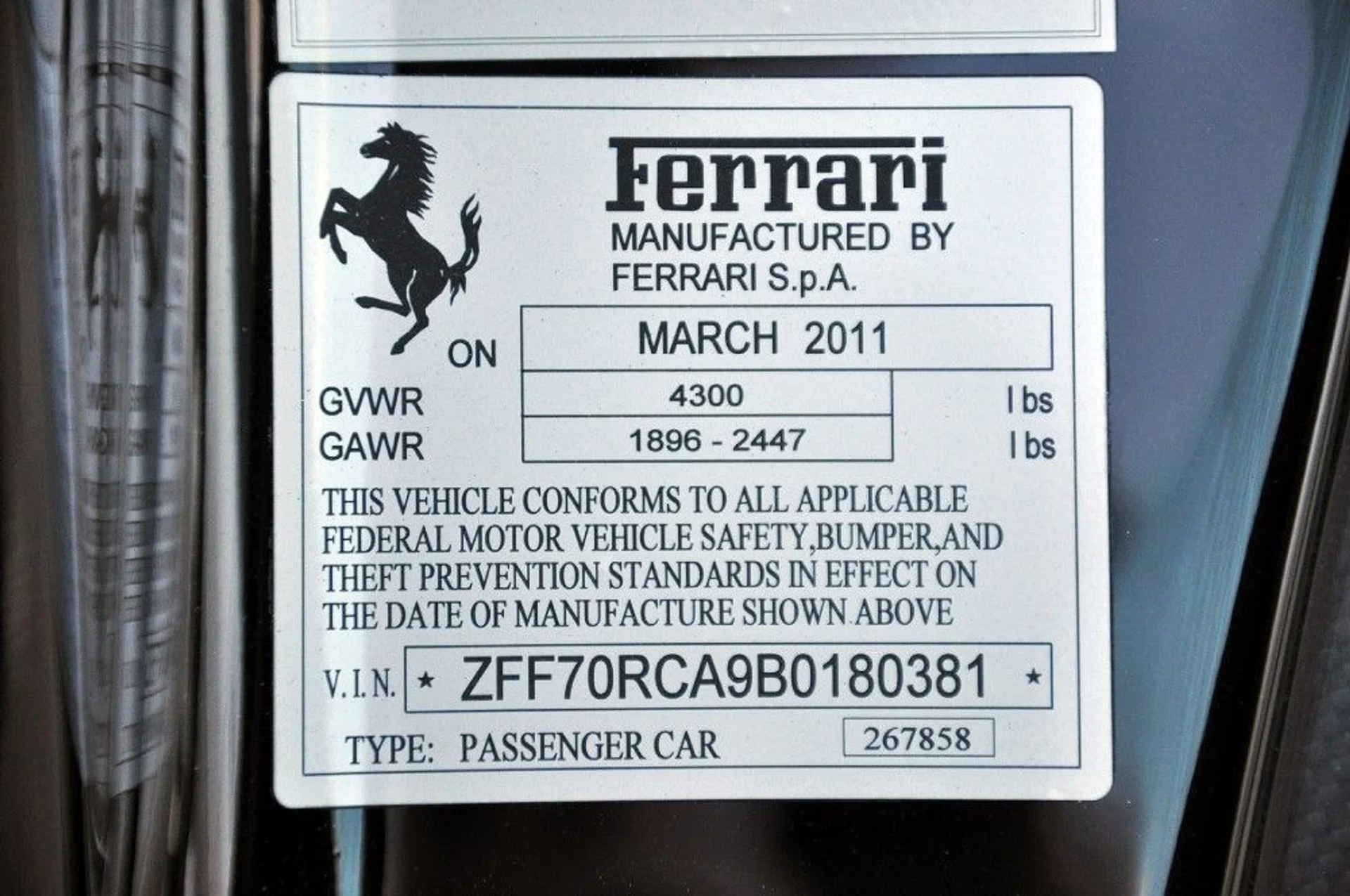 mph101_2321567446_82_p102_l_3f98def794