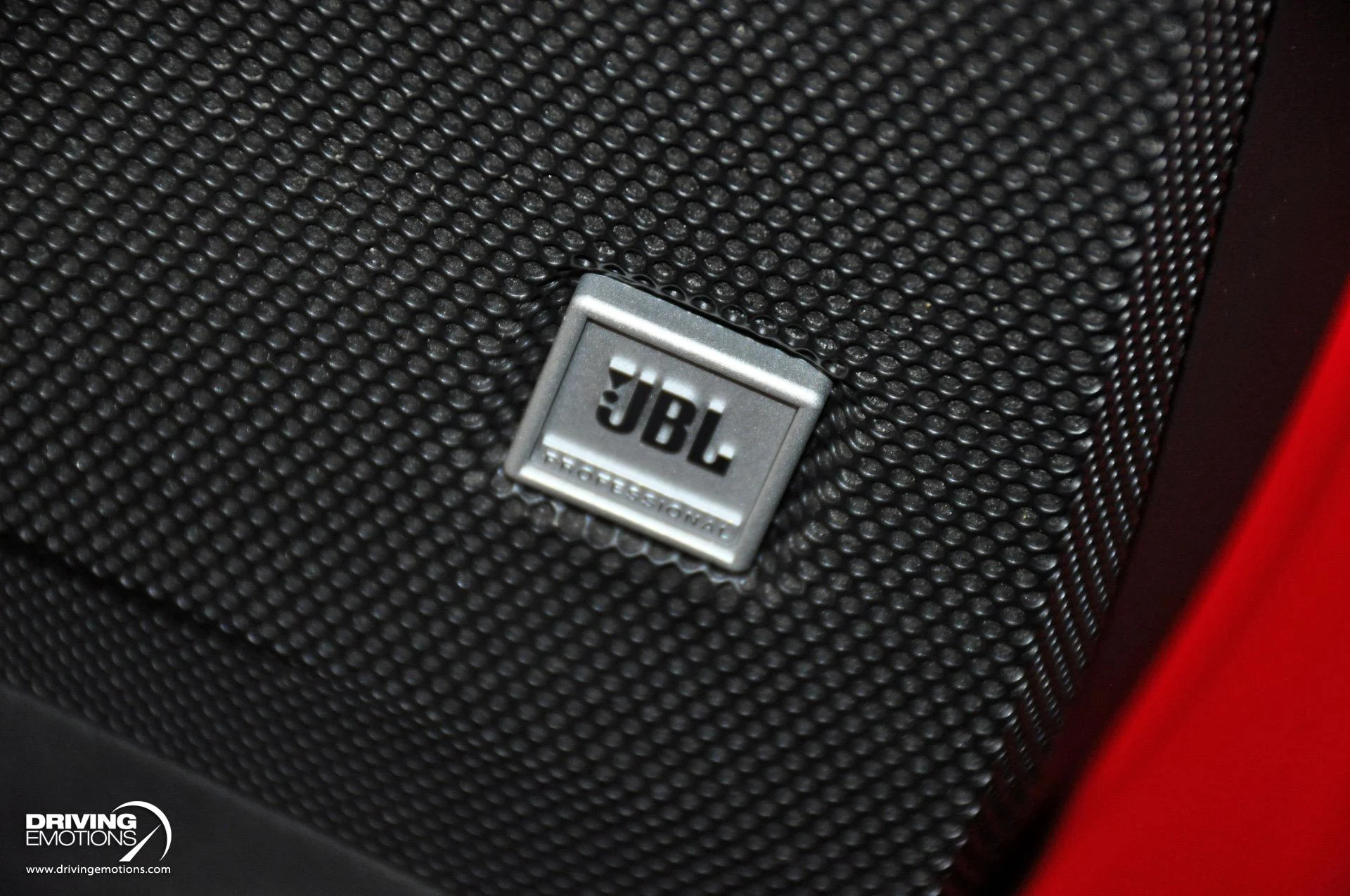 mph101_2711143122_860_p102_l_a16c633fbb