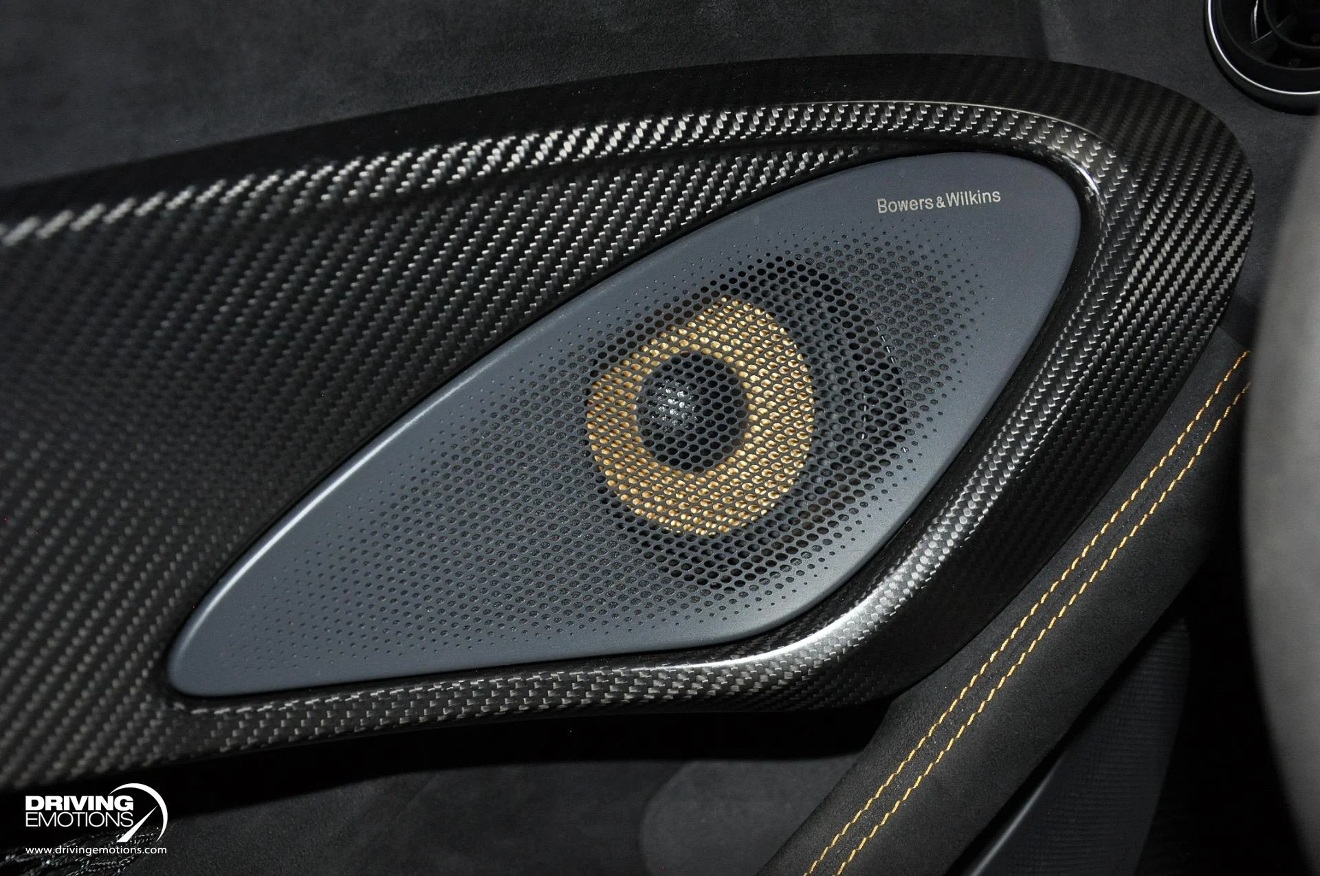 mph101_3066967456_836_p102_l_b52e76d68d