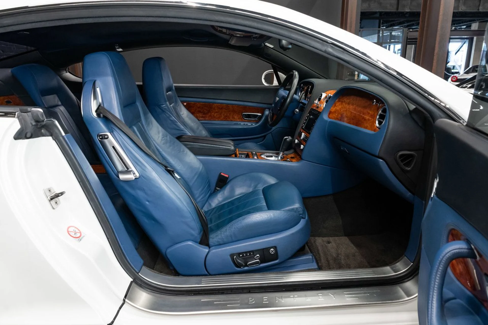 mph101_3157068150_bentley_continental_gt_2006_b15985edc4