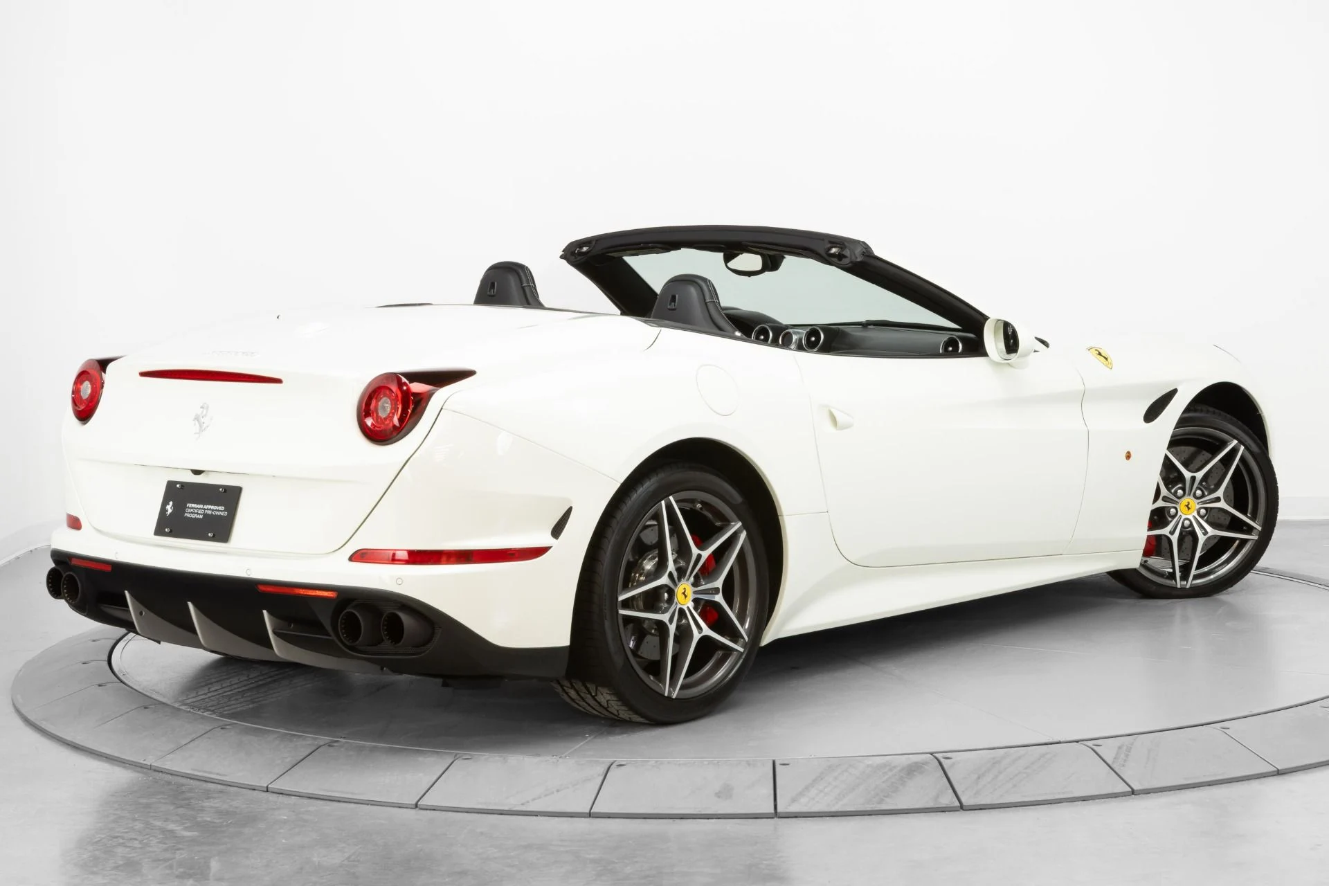 mph101_3284483949_Used_2016_Ferrari_California_T_1772654229_6d759af944