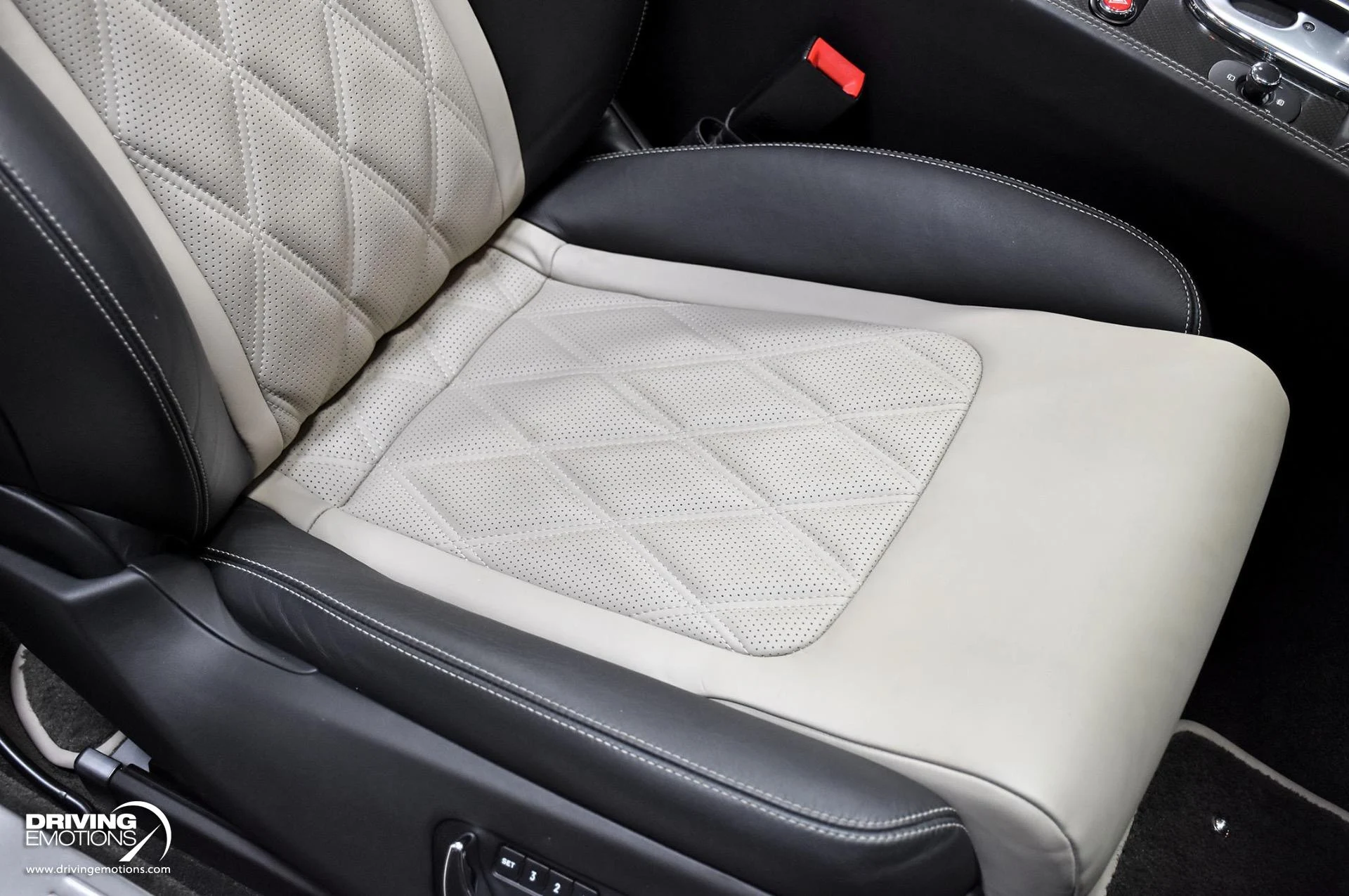 mph101_3336472817_871_p102_l_e10cb792a4