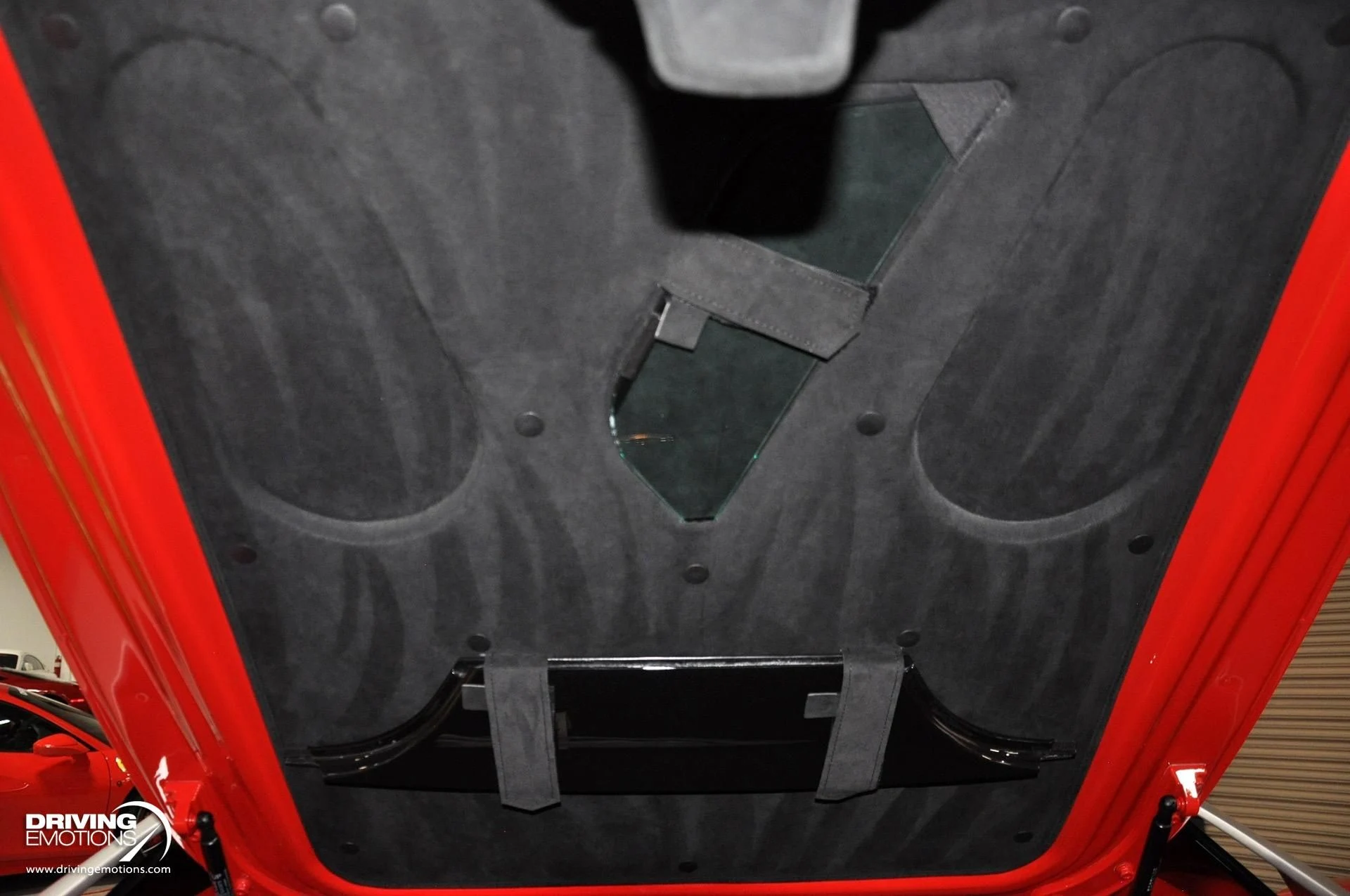 mph101_336991270_438_p102_l_5c9a3b88b8