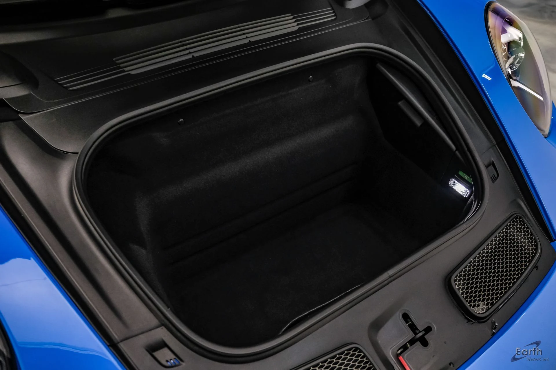 mph101_370373054_8ed78e054b46a49c2055a2f7b1140055x_ddc845106f