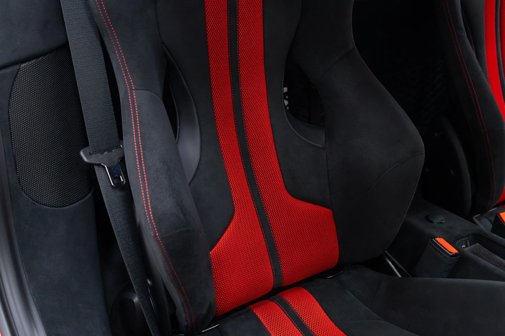 mph101_624937721_Used_2015_Ferrari_458_Speciale_Aperta_1788474535_fb9653b24d