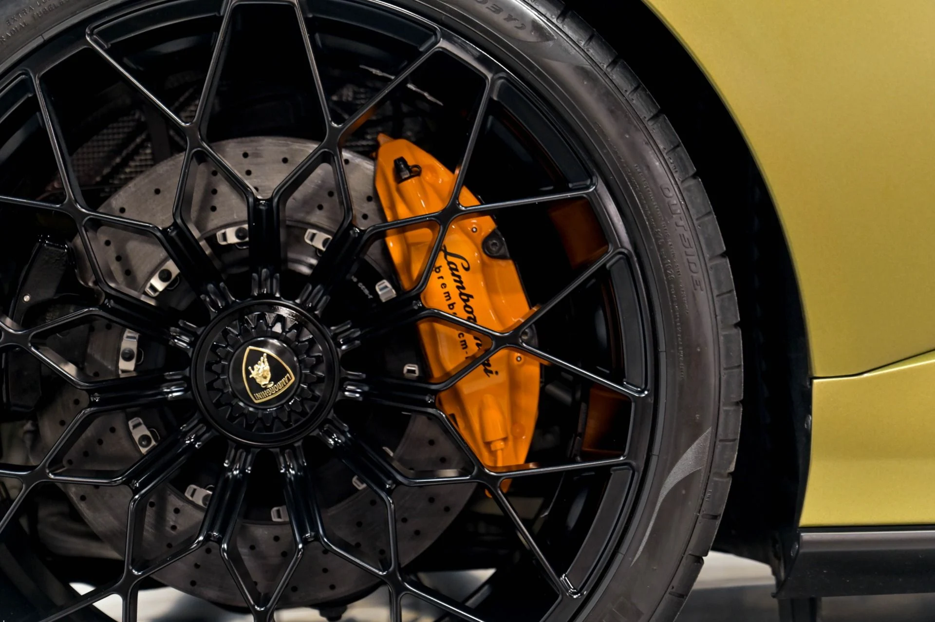 mph102_1210063112_Used_2023_Lamborghini_Huracan_STO_1782768591_cc9191b8bb