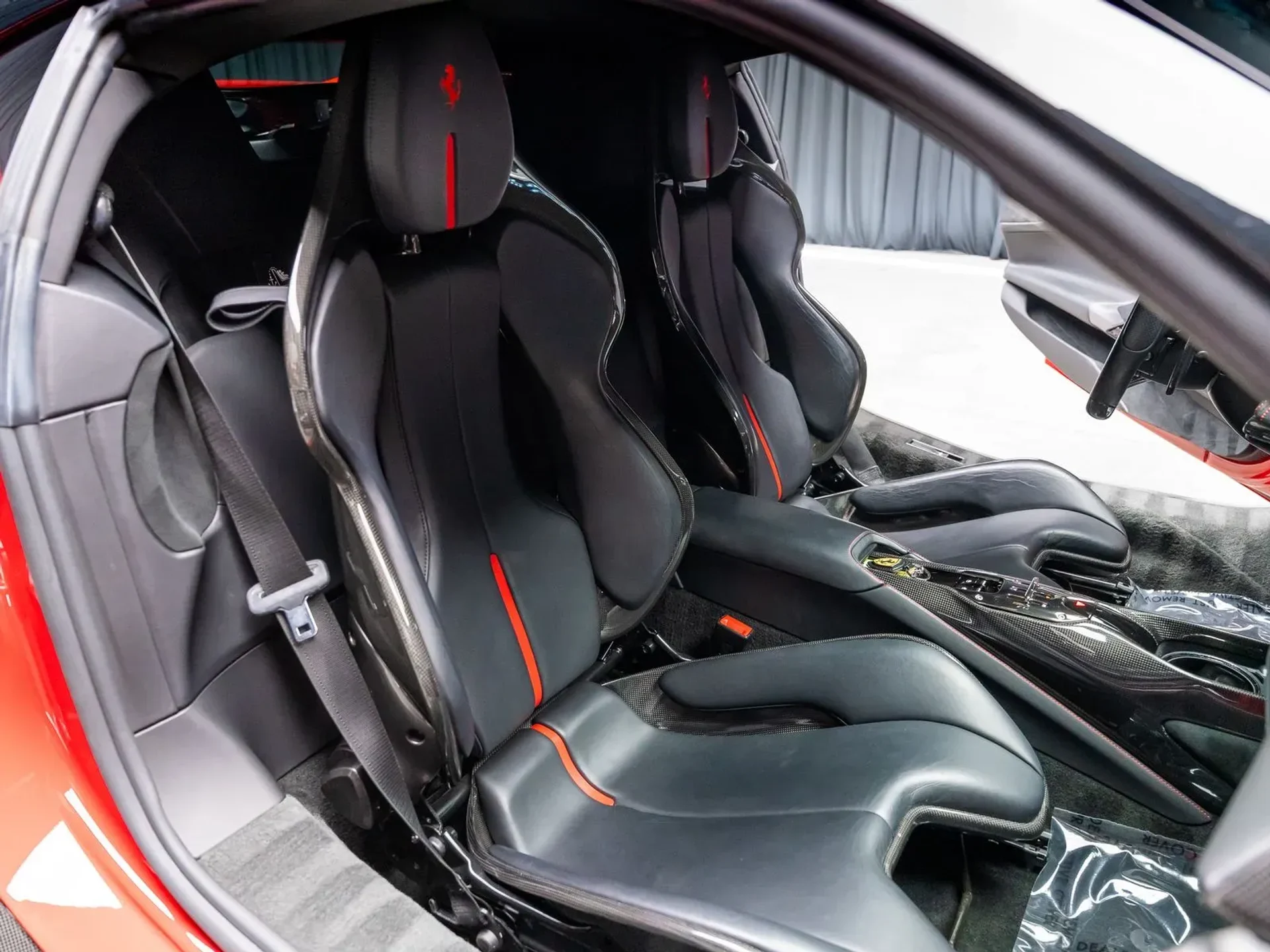 mph102_121223373_26f69248_f77a_4d8c_8a9e_0960c292c94f_ae00921744