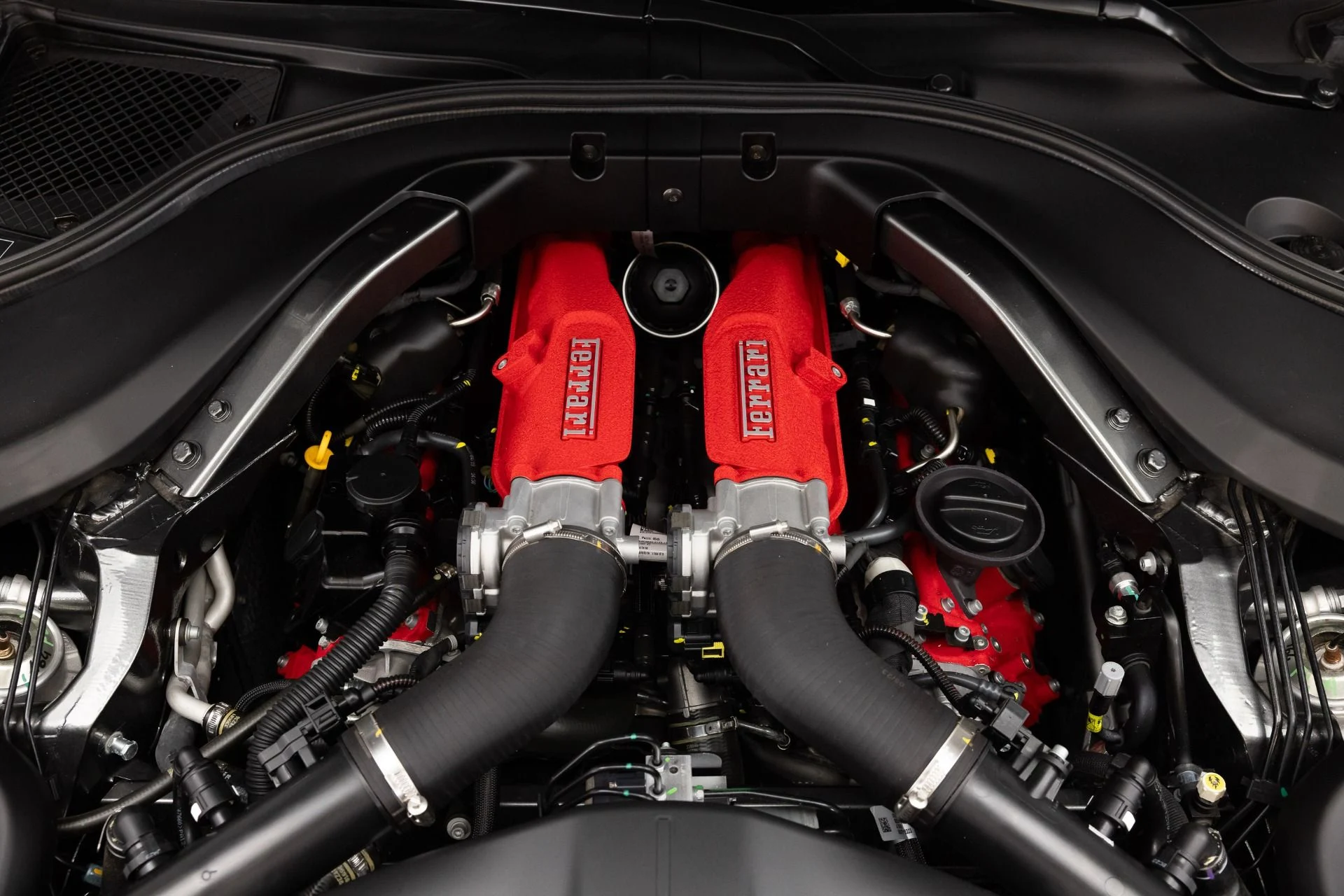 mph102_1316668995_Used_2023_Ferrari_Portofino_M_1784746768_20209e9d79