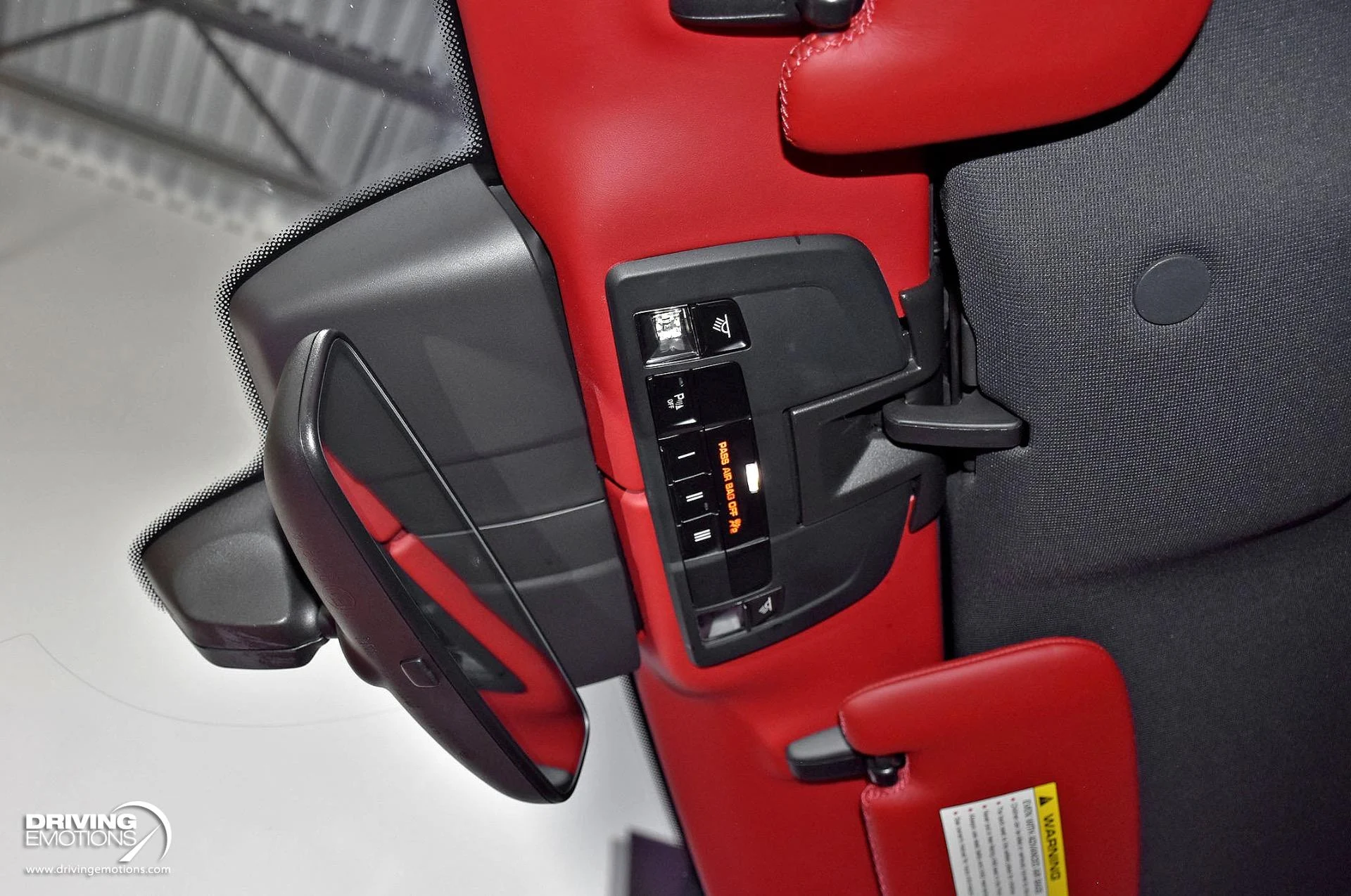 mph102_1919735481_866_p103_l_dc34838389