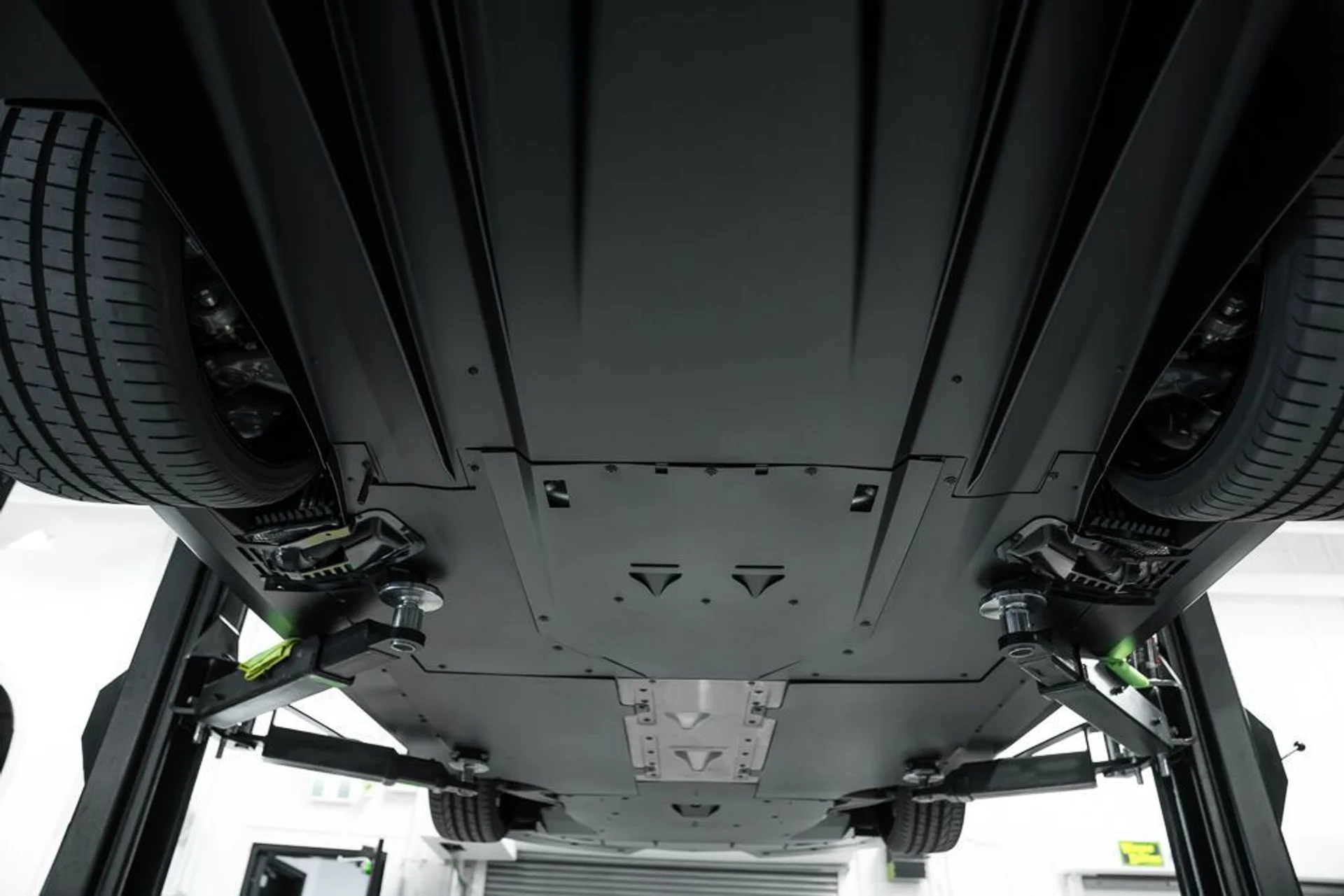mph102_1954741255_lamborghini_veneno_2014_jpg_v_1779988126_719e67d12a