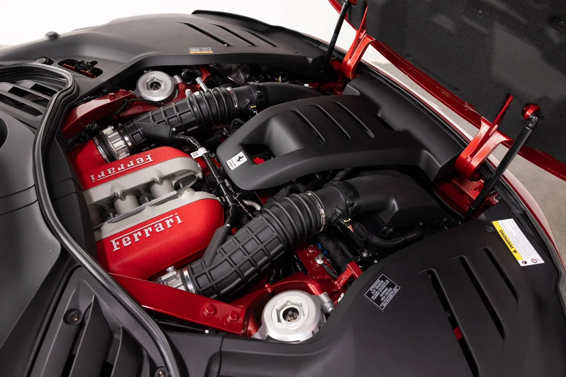 mph102_2242145158_Used_2026_Ferrari_Purosangue_1785504646_27a2e724a7