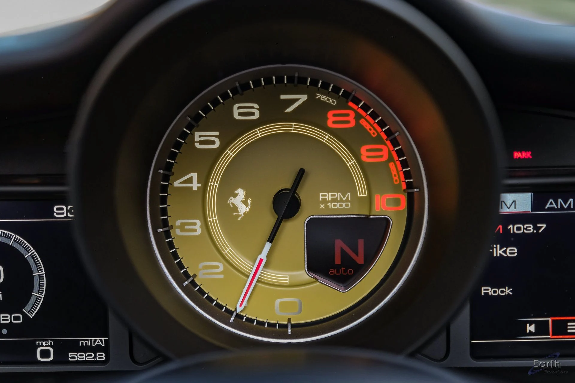mph102_240367529_ed905337e7b551b3ba7be275b00e1c53x_8d47670f91
