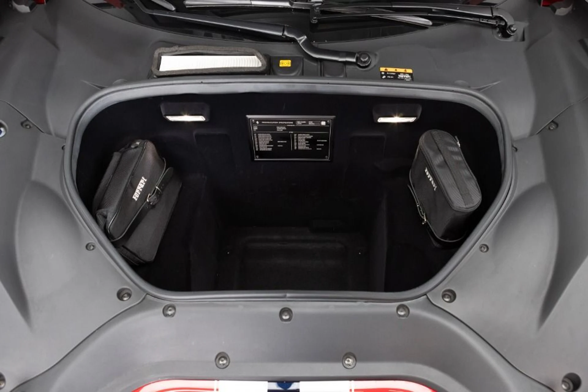 mph102_2510368670_Used_2020_Ferrari_488_Pista_4639d418e7