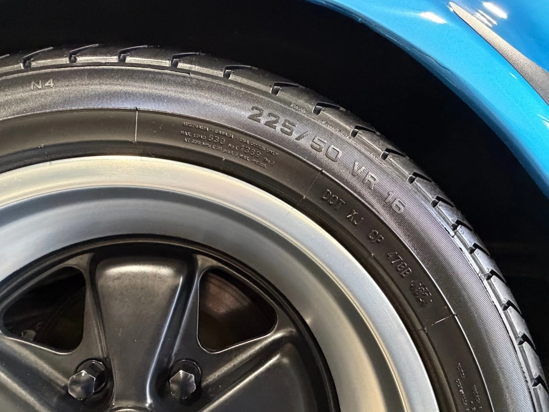 mph102_2687437423_64a60dc1f5fcd52c9c8e85b7d541e502x_4cf4ffd99b