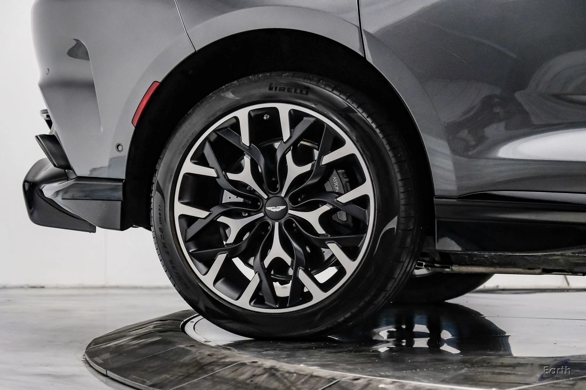 mph102_2933585757_b35077711533f513cfaba47afef3de8bx_eeabd4b884