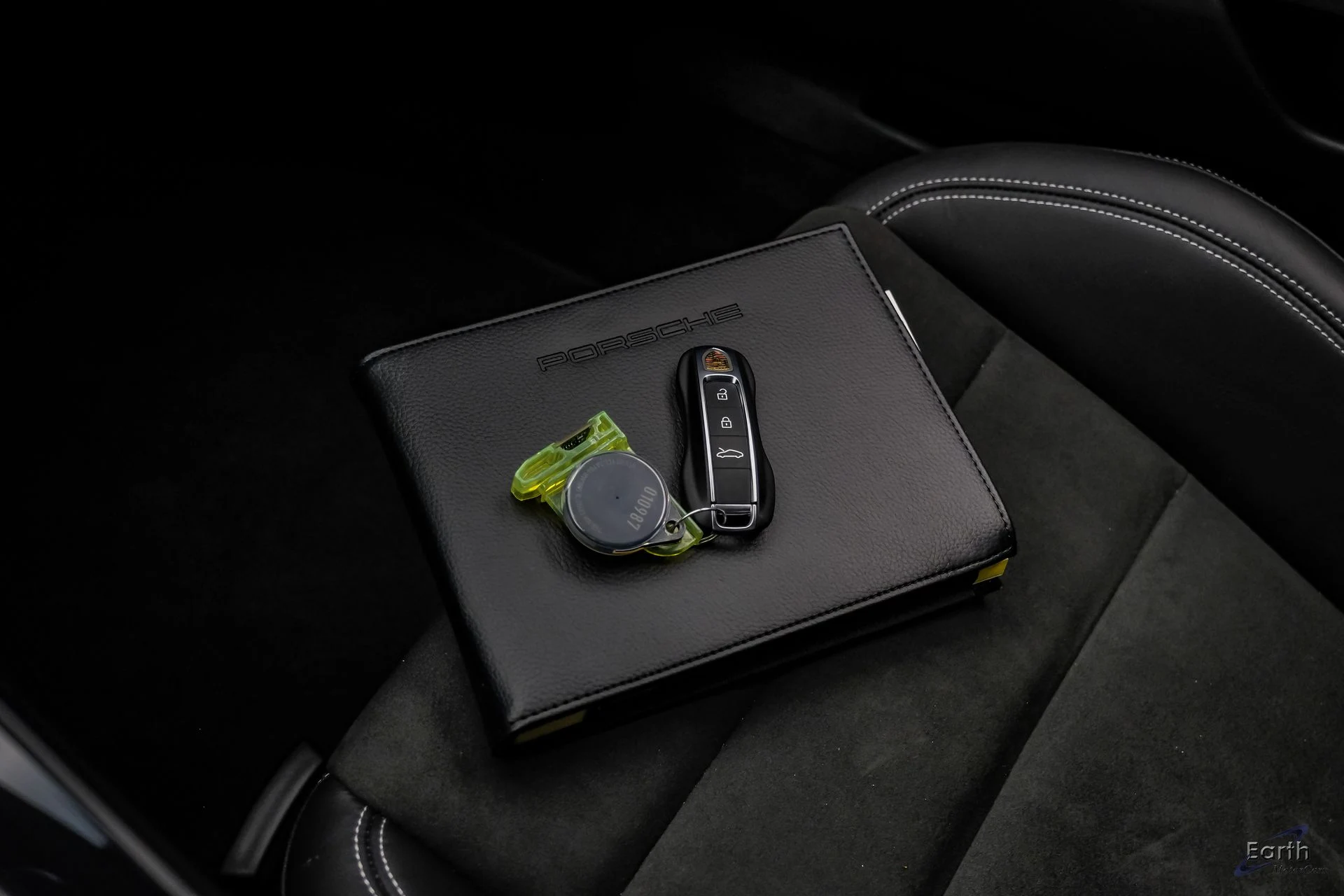 mph102_2980750959_eea51f58d456fdb4ecbe12bb8258a450x_76ff8d3856