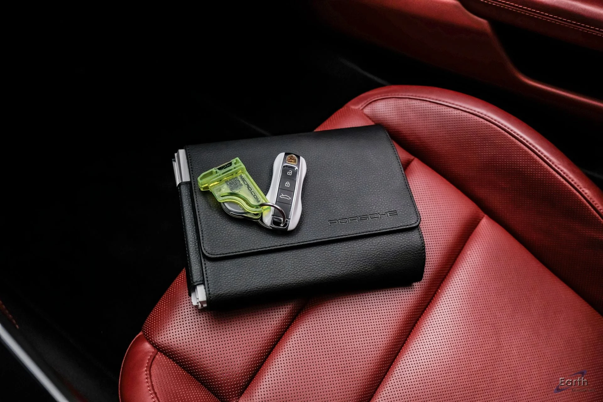 mph102_3474377144_43924a2f5514f36935484a7c269910e1x_b7dfd88159