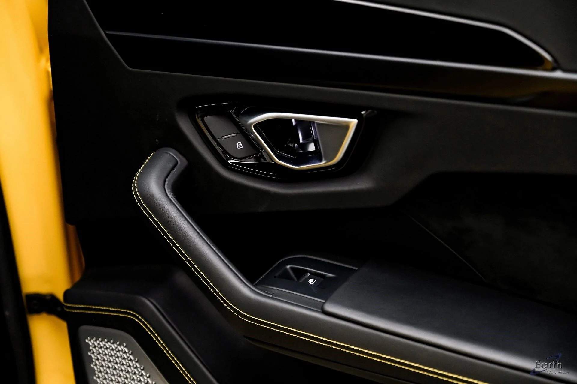 mph102_3905099733_5fa0f7cd31f67cd37512aa8311f71a16x_a6466074bd