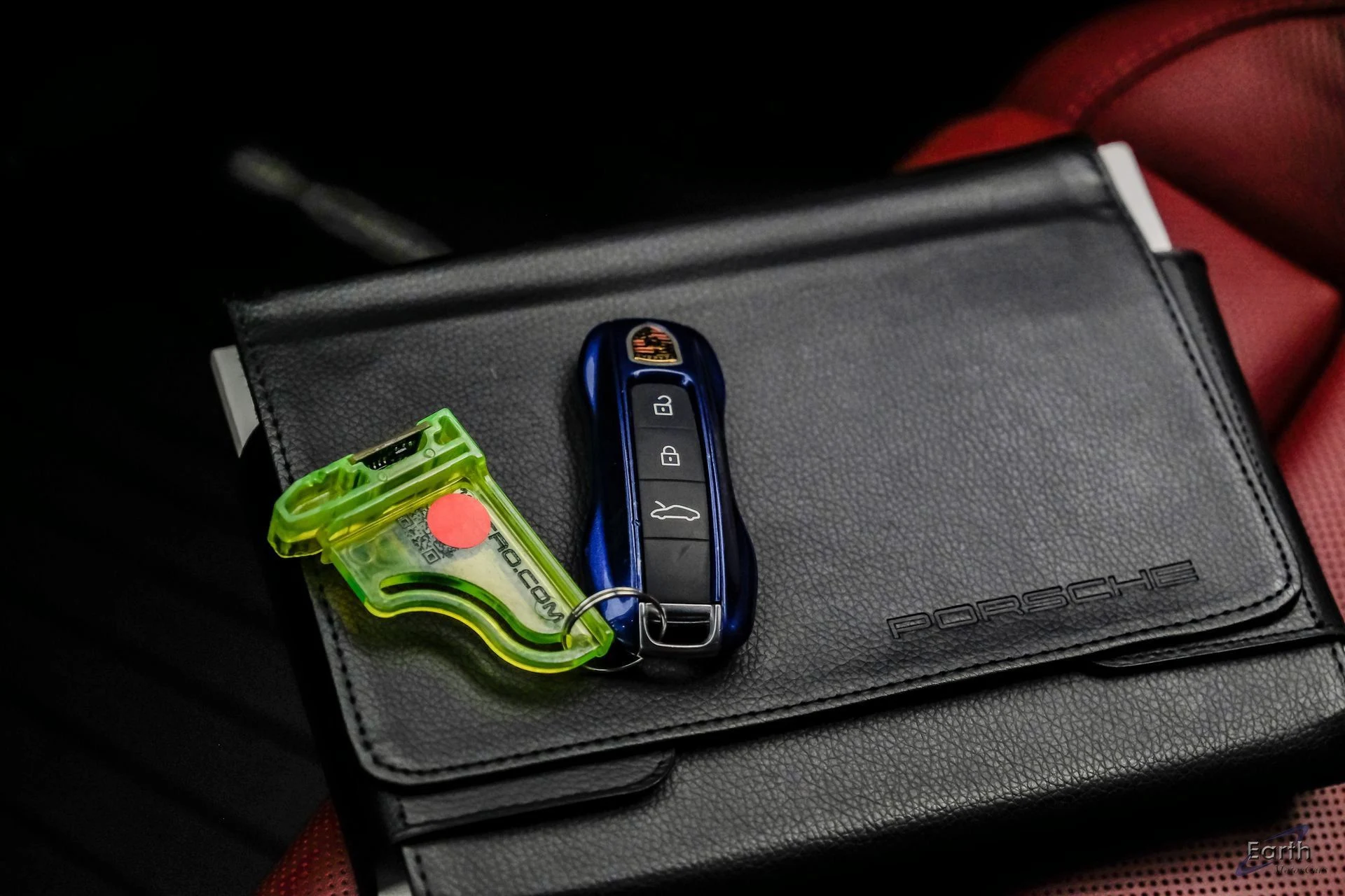 mph102_482386697_00af34ea14faead877cad26a800b1057x_052c536b79