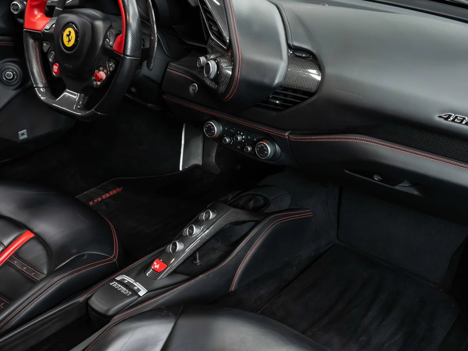 mph103_1235531248_ferrari_488_gtb_2017_88d3241794