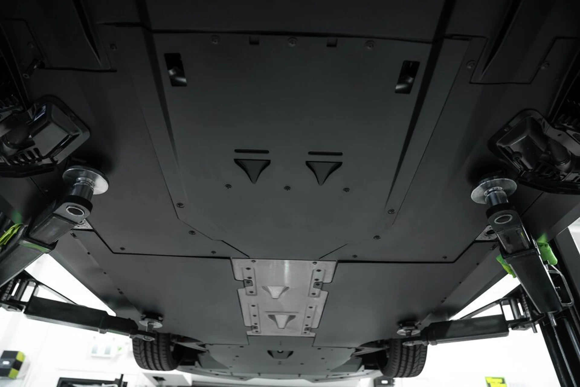 mph103_1675448548_lamborghini_veneno_2014_jpg_v_1779988126_e18fa9e266